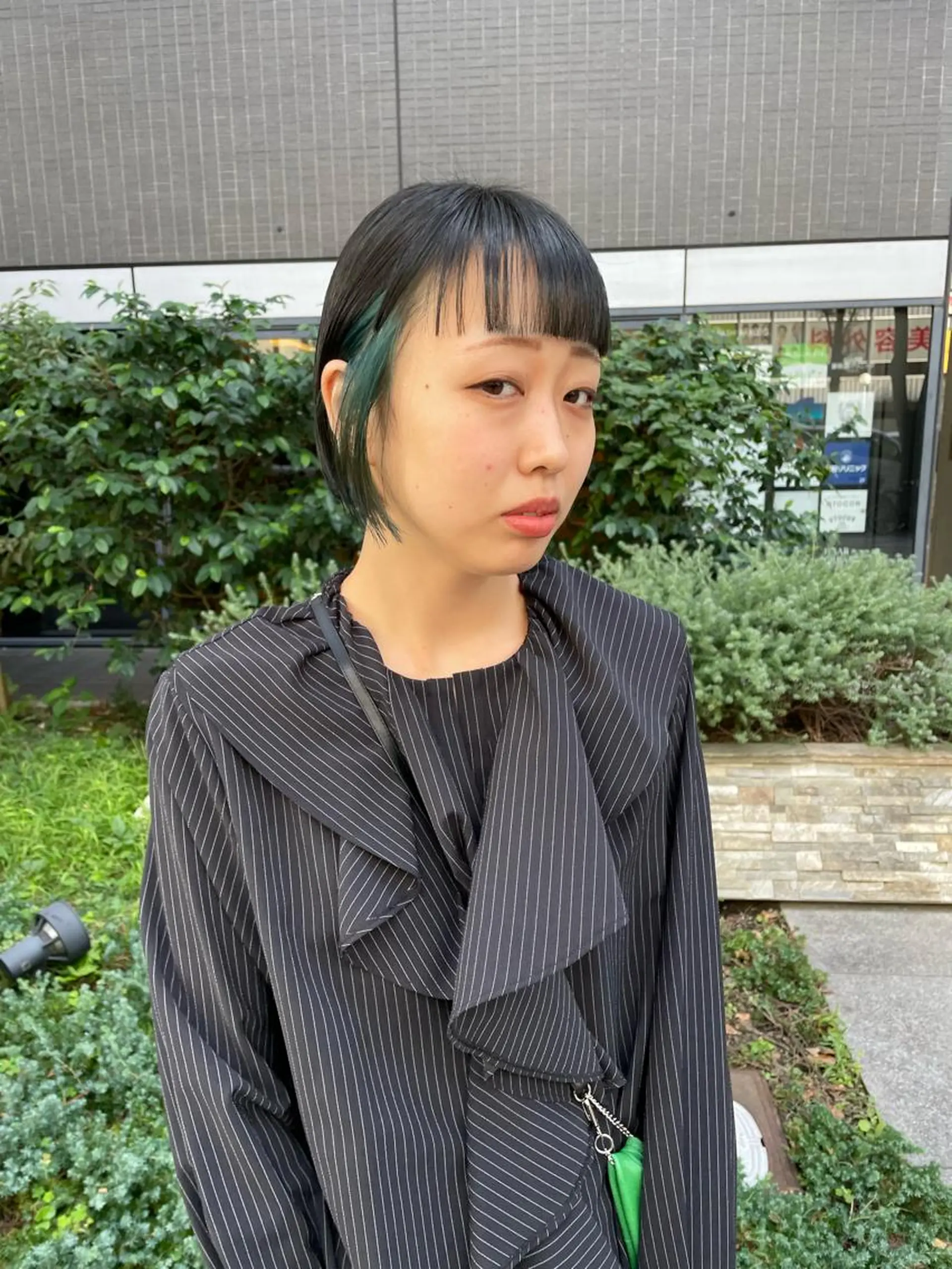 ミディアム カラー パーマ ヘアアレンジ メンズ キッズ ネイル マツエク・マツパ アイブロウ グリーン カット ヘアカラー トリートメント tatsumi/ボブ ウルフ/レイヤーのヘアスタイル