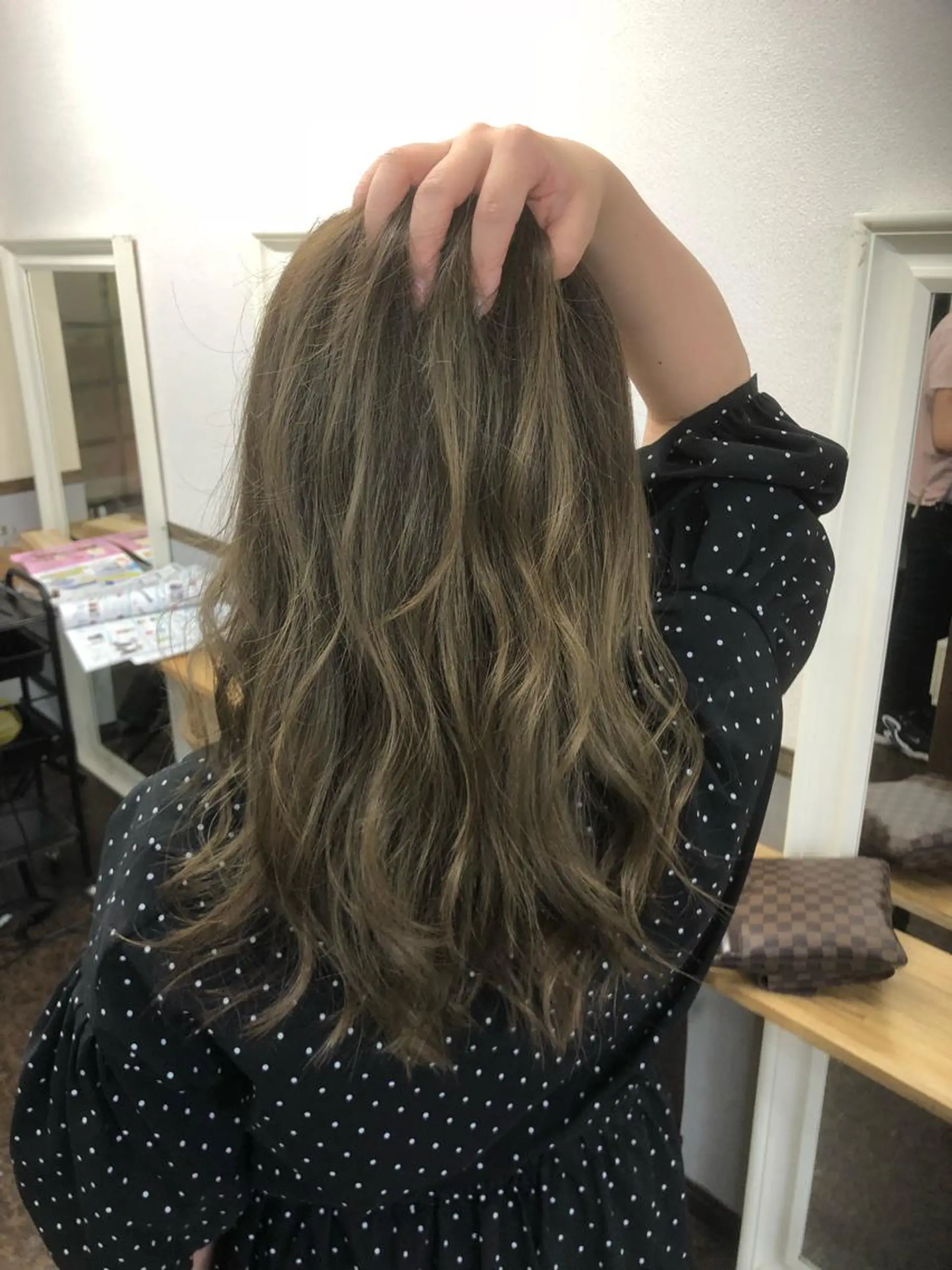 ロング カラー ヘアアレンジ 透明感カラー グレージュ 枝毛カット&髪質改善 満足NO.1岡しゃんのヘアスタイル