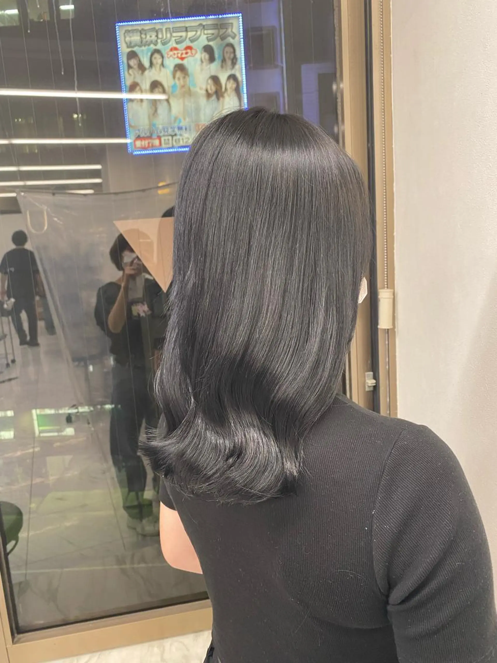 セミロング カラー ヘアアレンジ TRU Shino🦋のマツエク・マツパデザイン