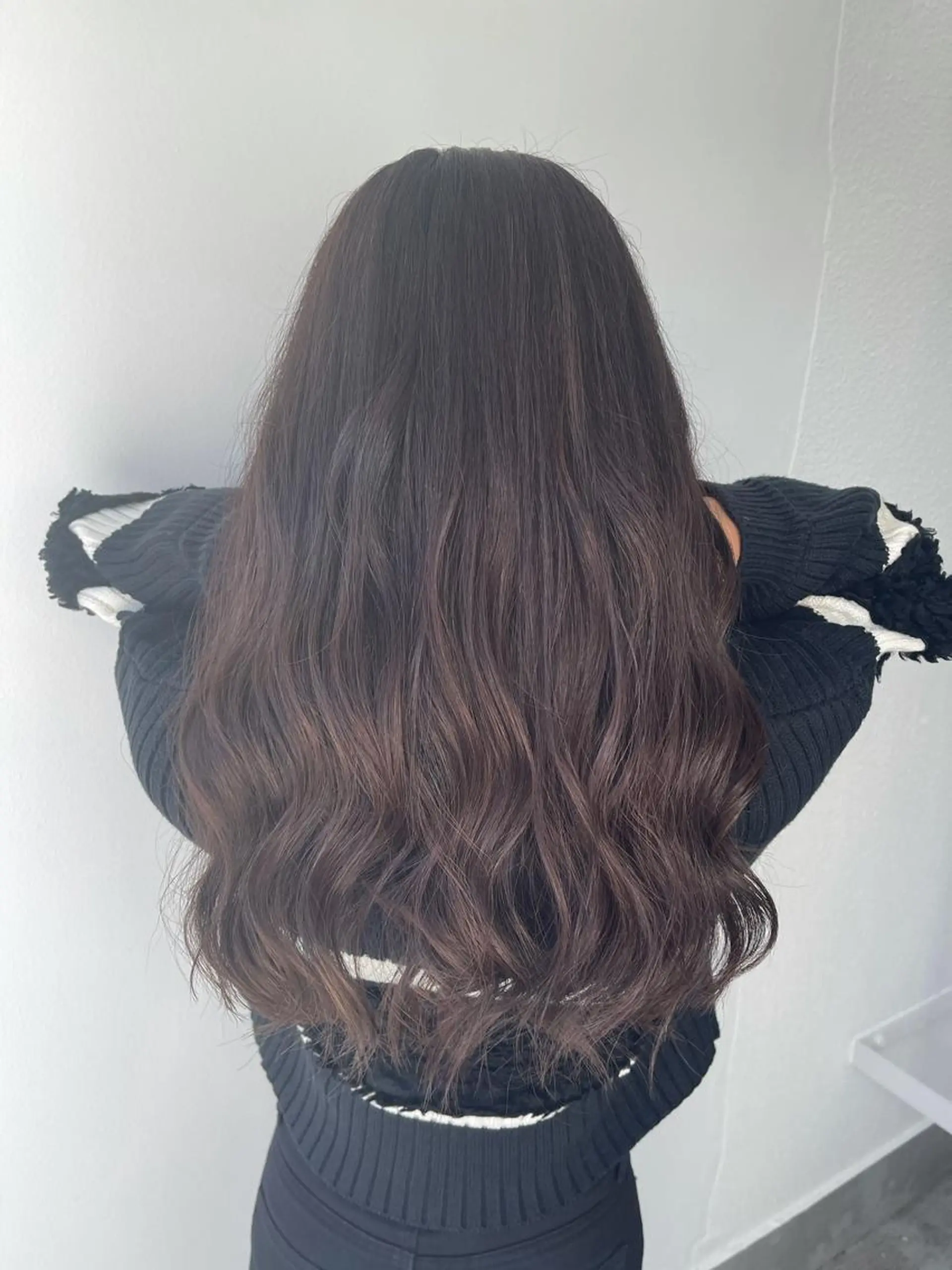 ロング カラー トリートメント カット ヘアカラー トリートメント emi/髪質改善/ 韓国風/艶カラーのヘアスタイル