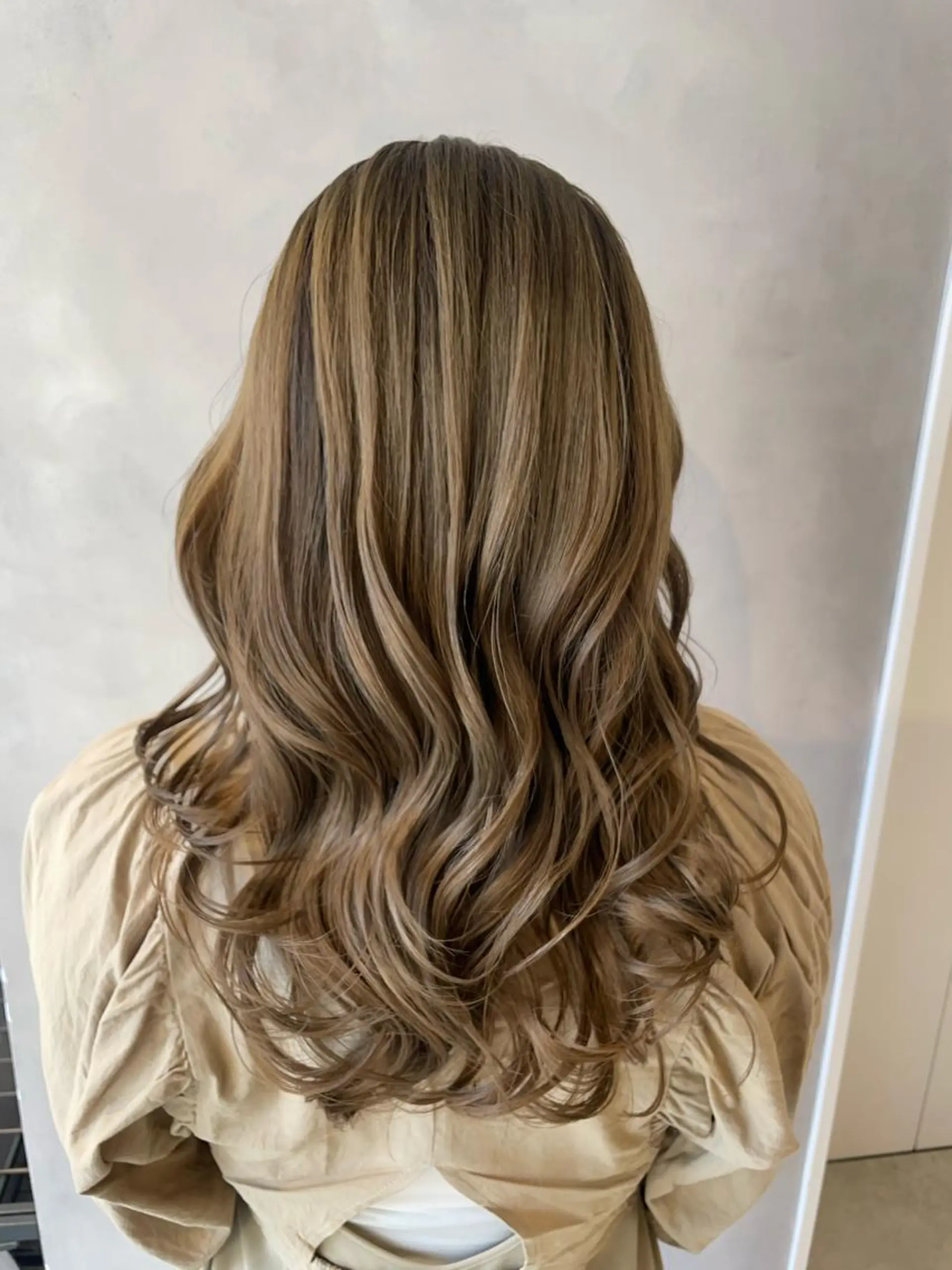 ロング カラー ヘアカラー トリートメント 透明感カラー✨艶髪 制作🌱山根あゆみのヘアスタイル