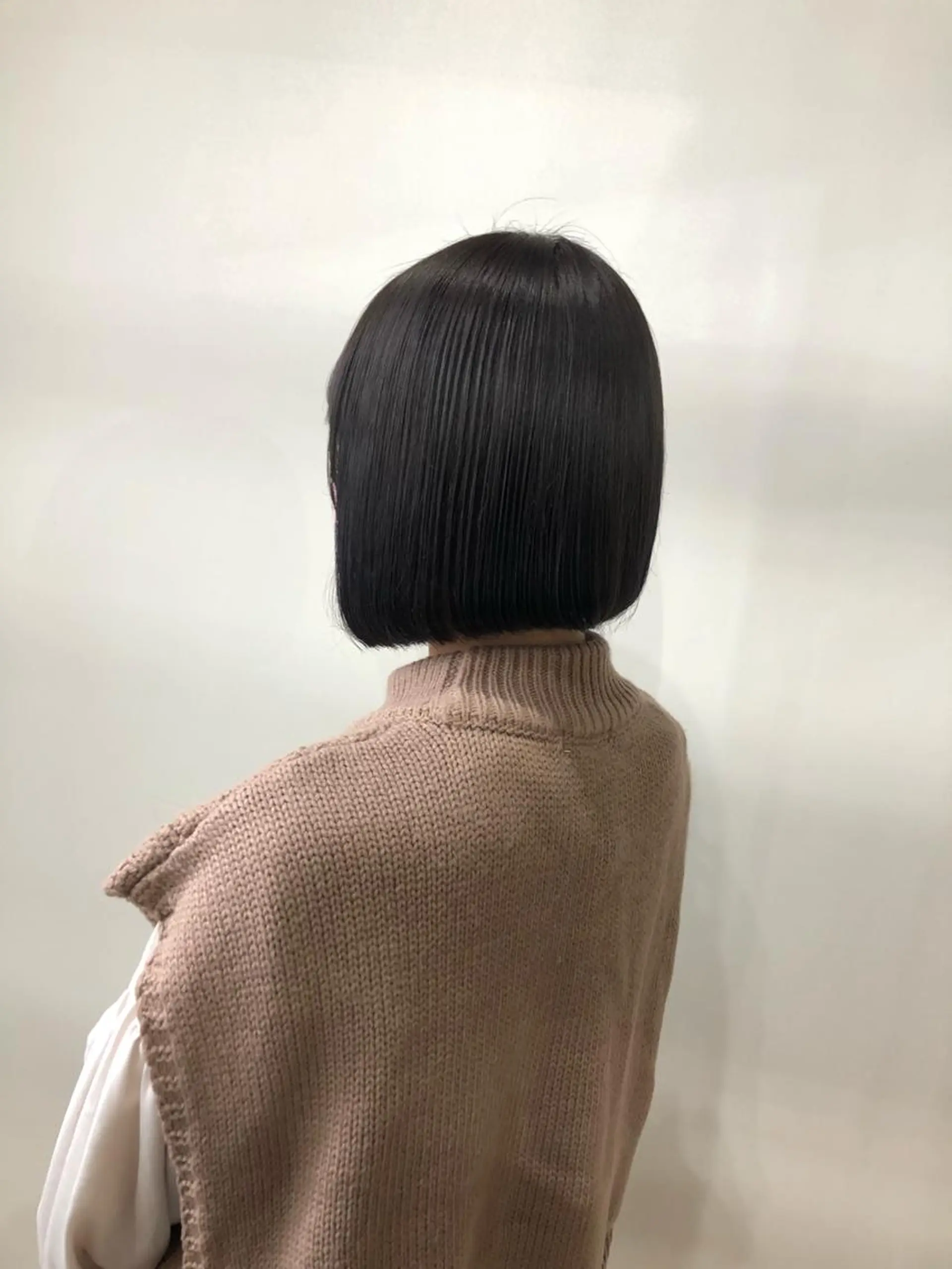 ミディアム white.梅田 デザインカラー🦄のヘアスタイル