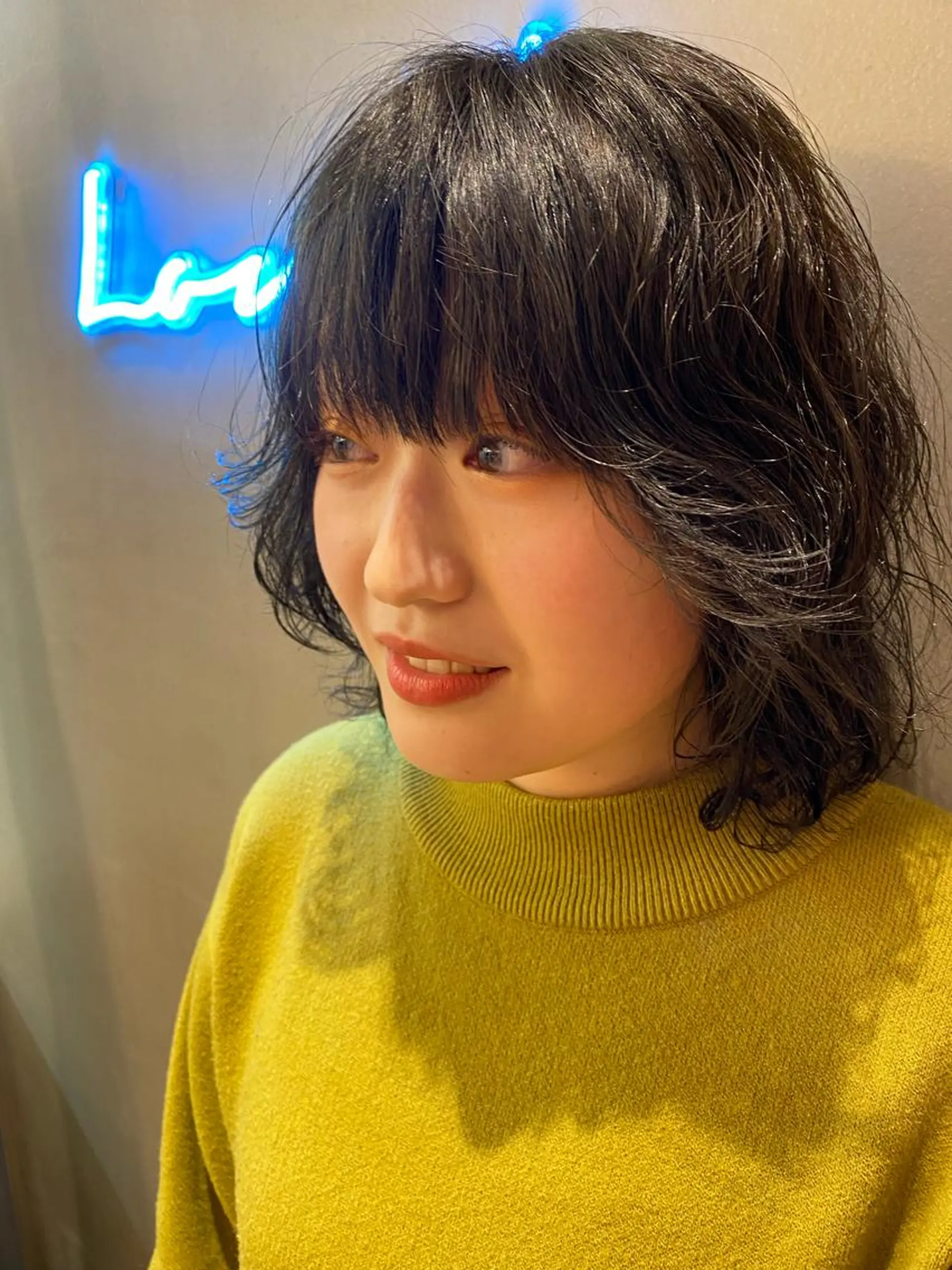 ミディアム カラー 顔周り/ブリーチなし /縮毛矯正🫧伊勢のヘアスタイル