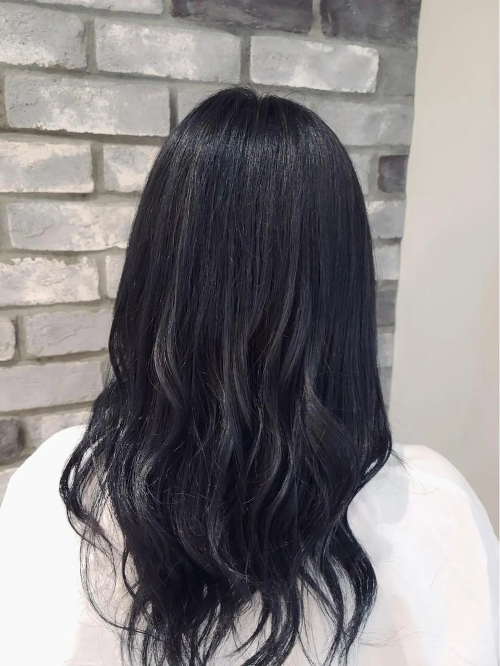 ロング カラー 黒髪 ブルーカラー ブルーブラック カット ヘアカラー トリートメント 艶感カラー/ SHIN　YUKIのヘアスタイル