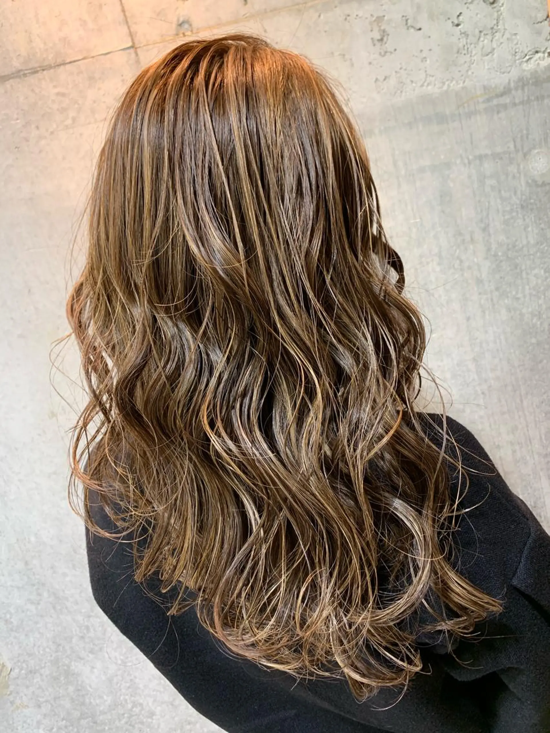 セミロング カラー ヘアカラー トリートメント 天野 開のヘアスタイル