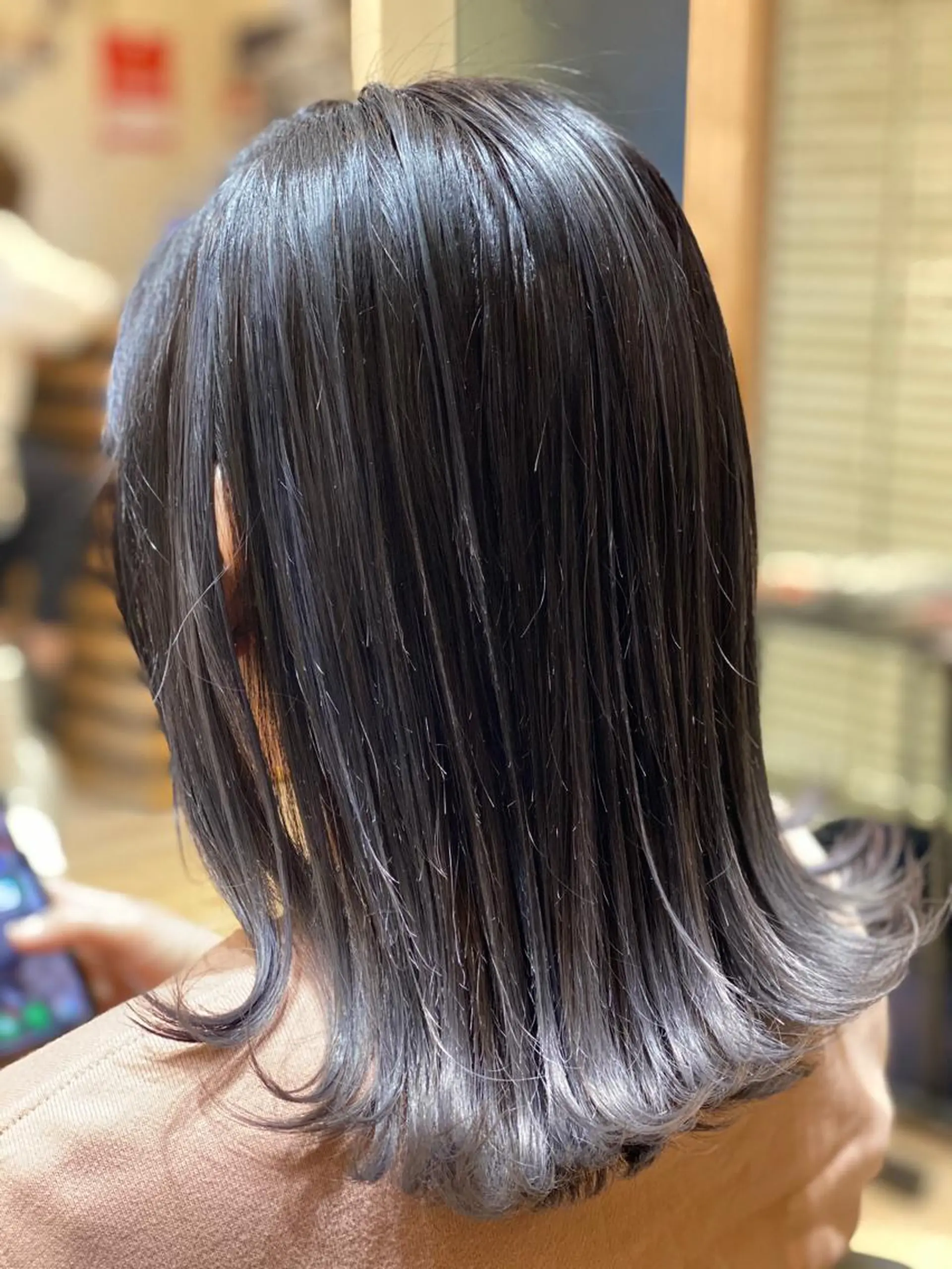 セミロング カラー 関口 友行のヘアスタイル