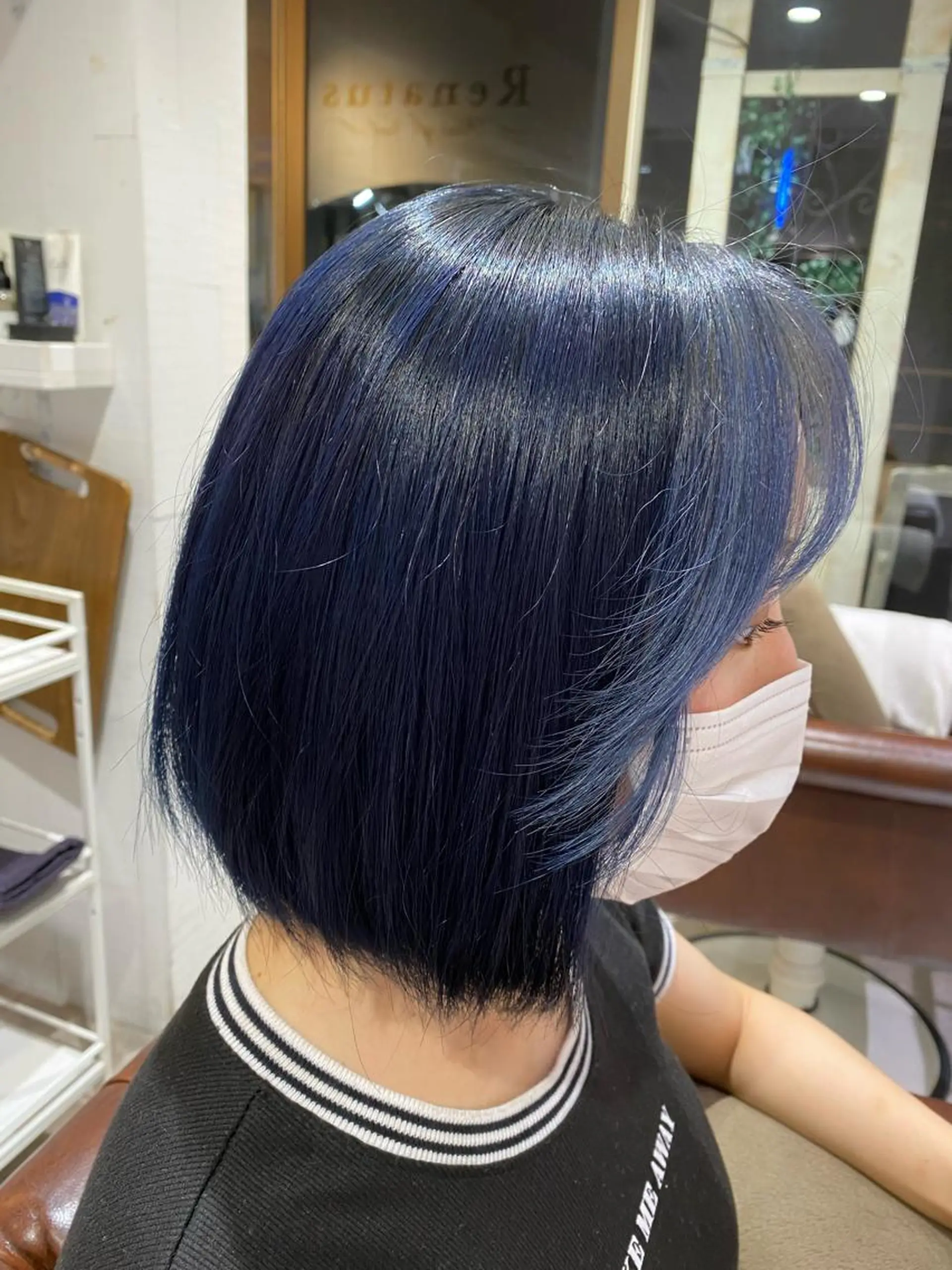 ショート カラー ネイビーカラー ボブ Renatus店長 金子裕美のヘアスタイル
