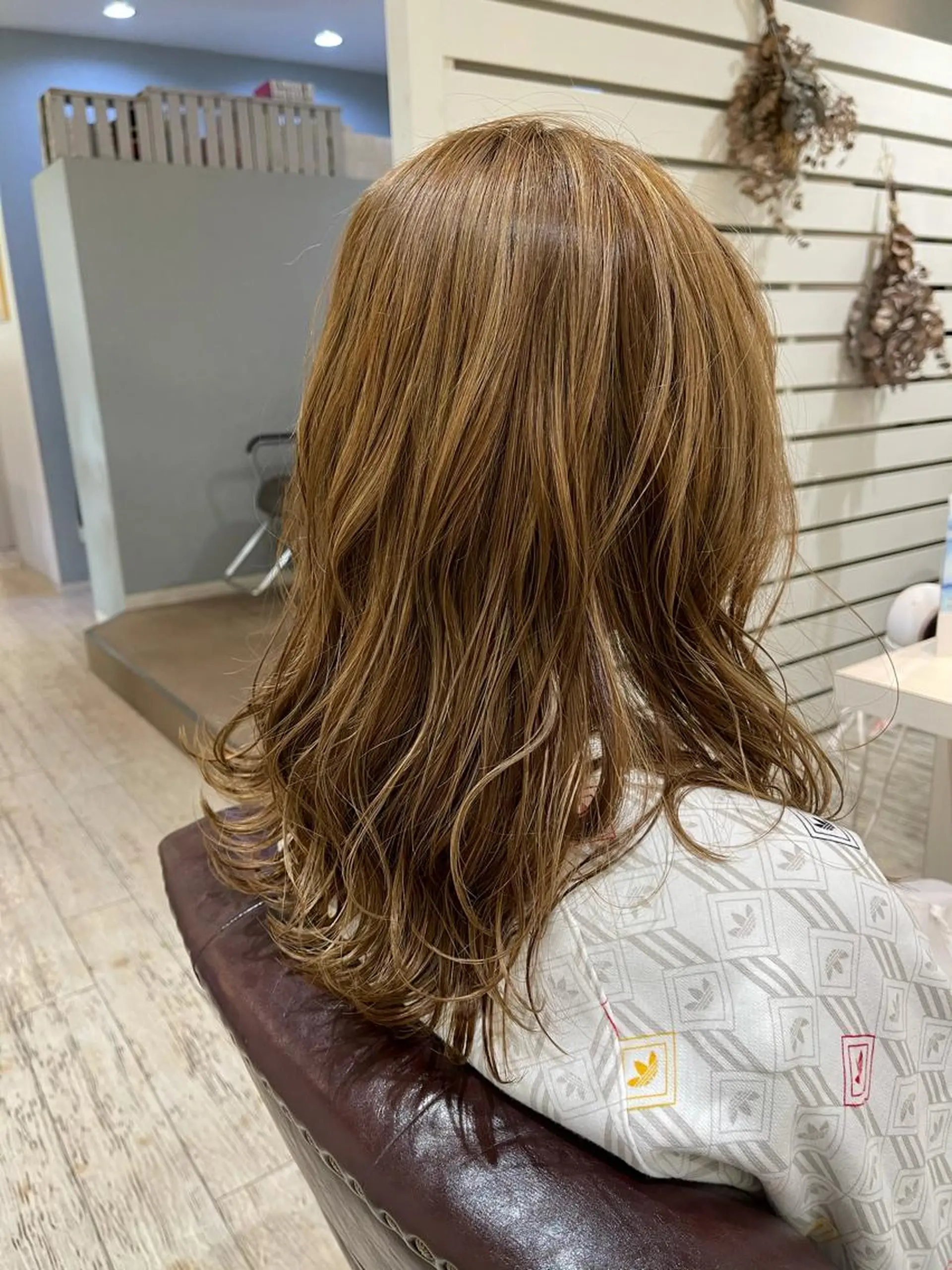 セミロング カラー カット ヘアカラー トリートメント 柴田泰秀sotti. 髪質改善/ブリーチのヘアスタイル