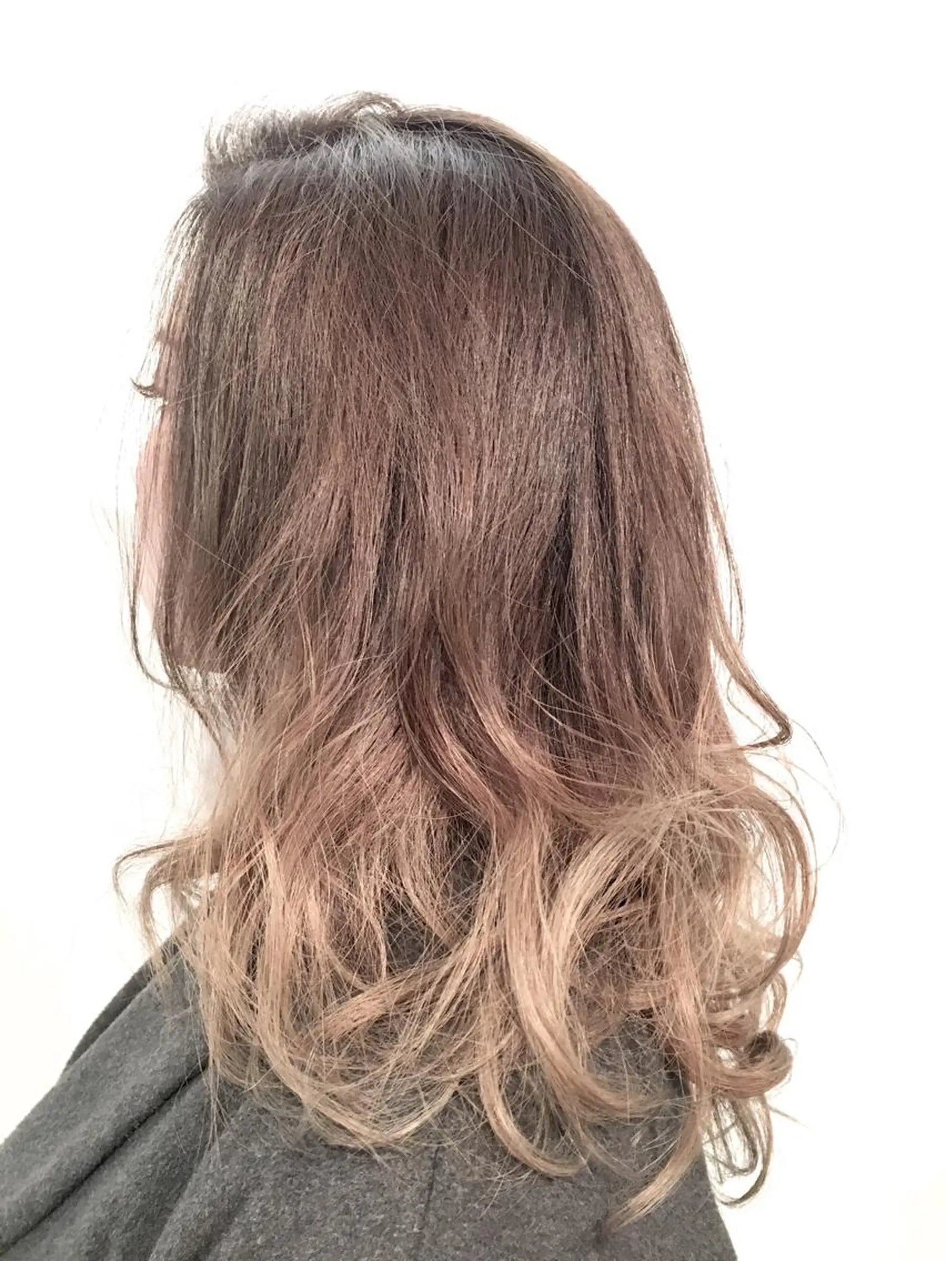 セミロング デジタルパーマ💫/ 似合わせカット✂️のヘアスタイル