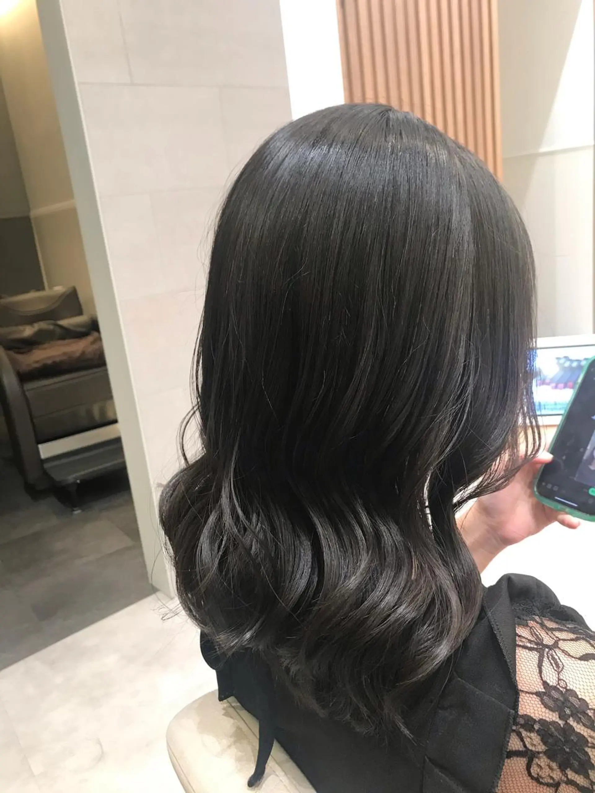 ミディアム 木野田 萌のヘアスタイル