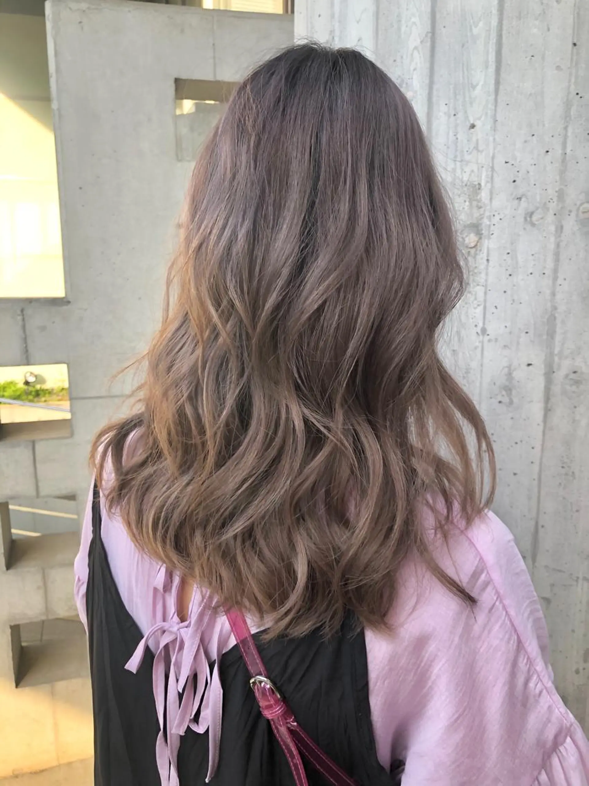 セミロング カラー カット ヘアカラー 大人レイヤー🌞海外 🌞韓国🌞濱口のヘアスタイル