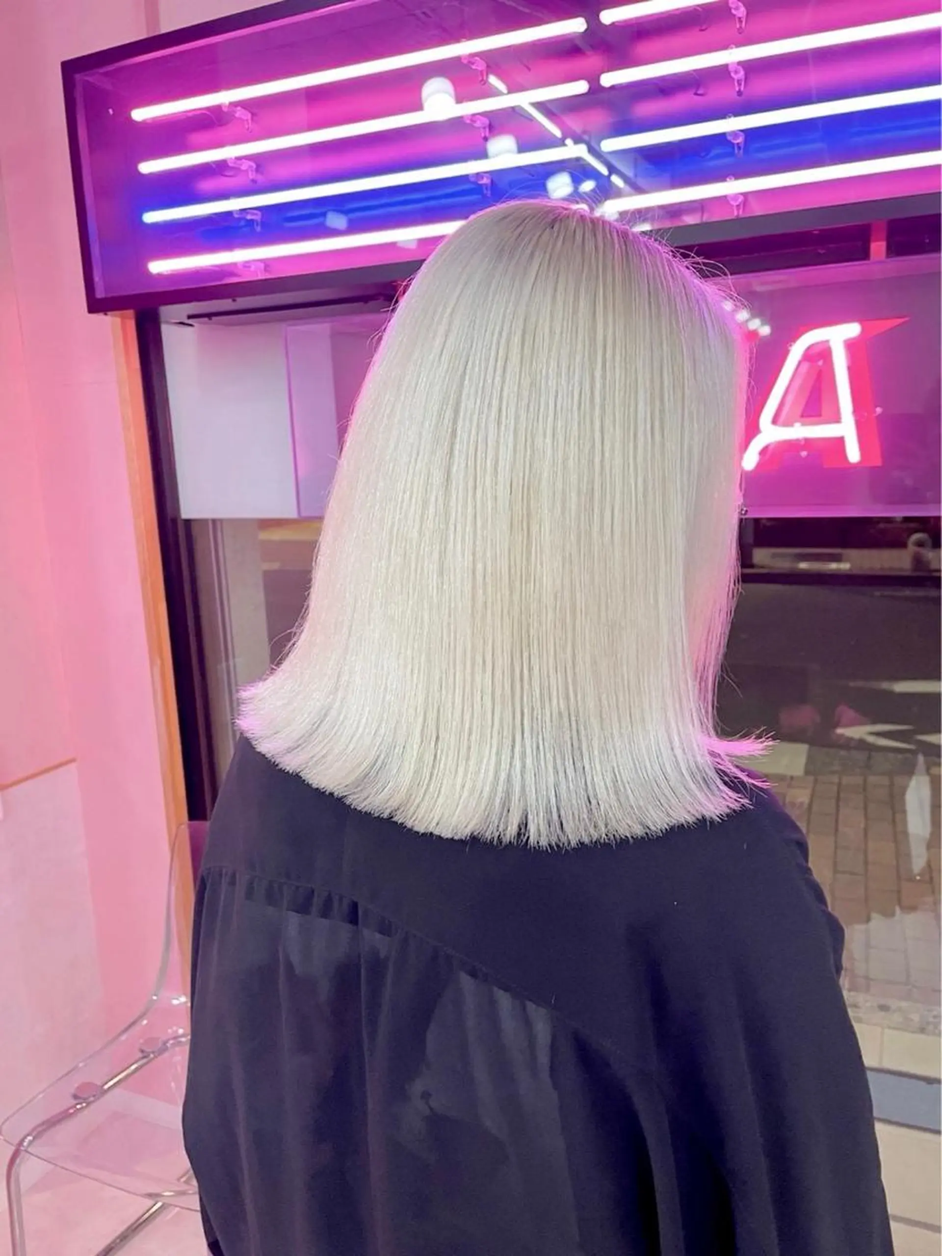 ロング カラー パーマ ヘアアレンジ キッズ アッシュ アッシュグレー アッシュグレージュ バレイヤージュ ミストバング カット ヘアカラー トリートメント ヘッドスパ ヘアセット 柔らかカラー/ レイヤーYUTO🧋のヘアスタイル