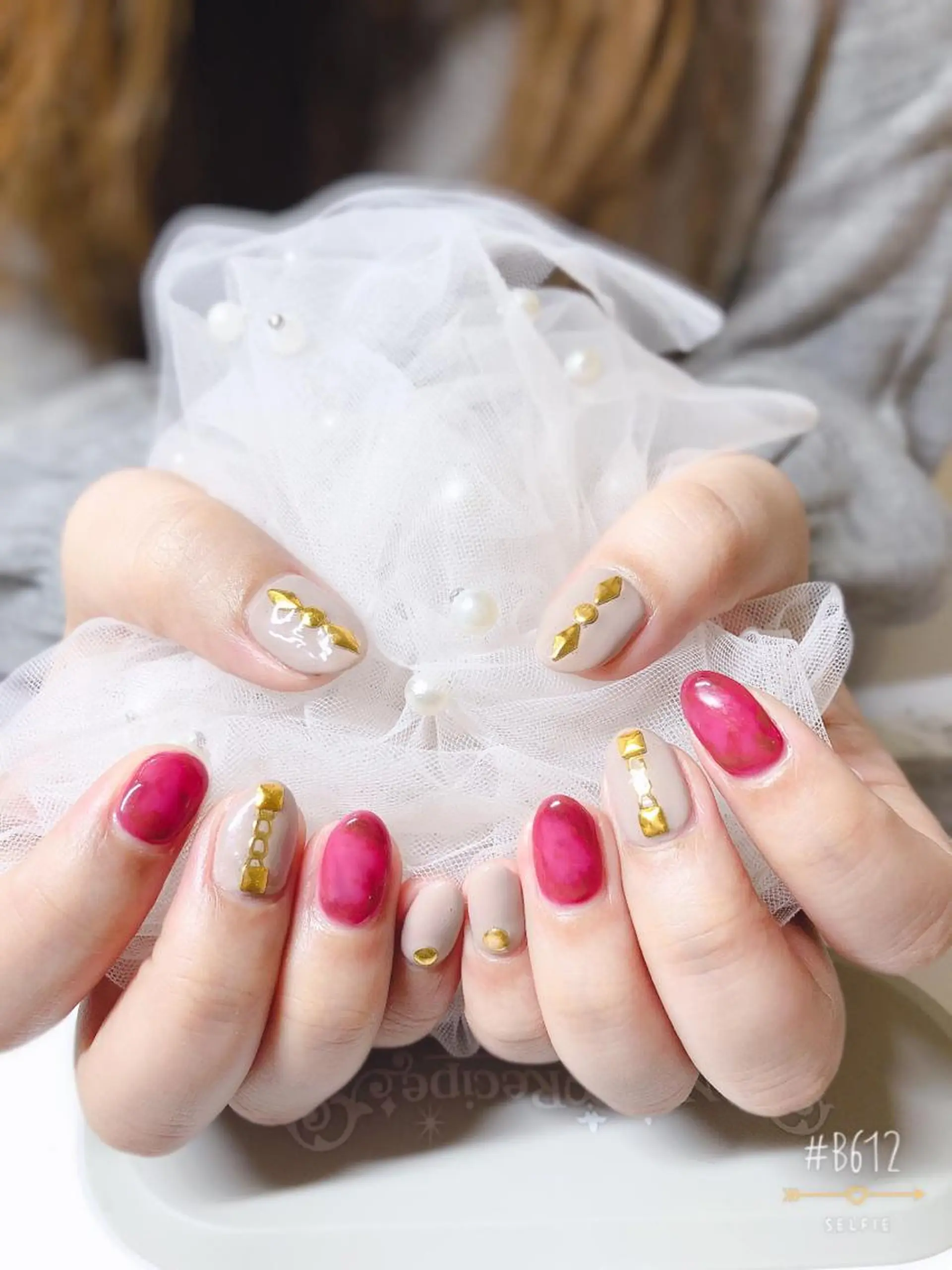 ネイル ハンドネイル マジック ミラーのネイルデザイン