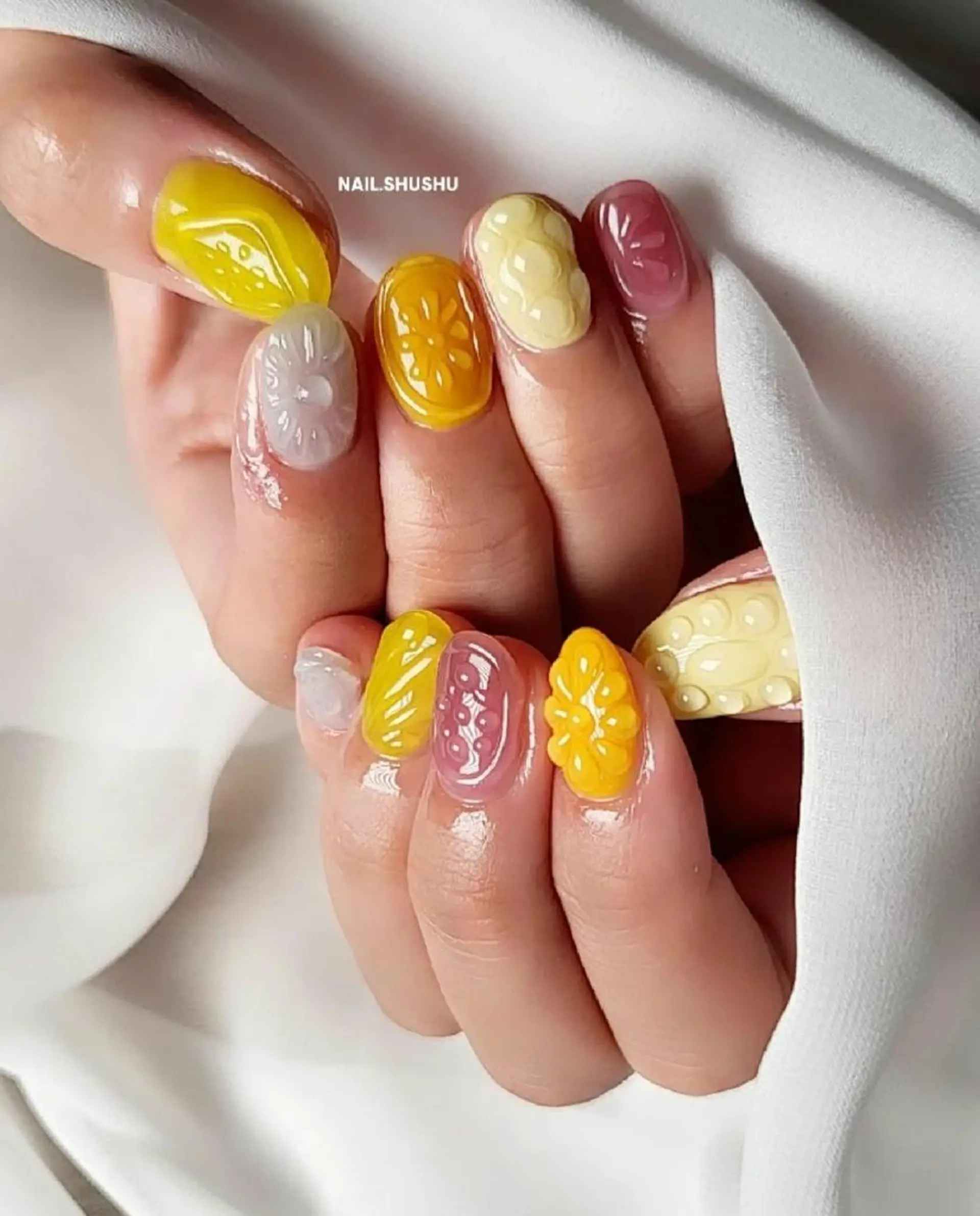 ネイル 持ち込み ニュアンスネイル ワンカラーネイル シンプルネイル 春ネイル 3dパーツ/流行り 👧shushu❤️のネイルデザイン