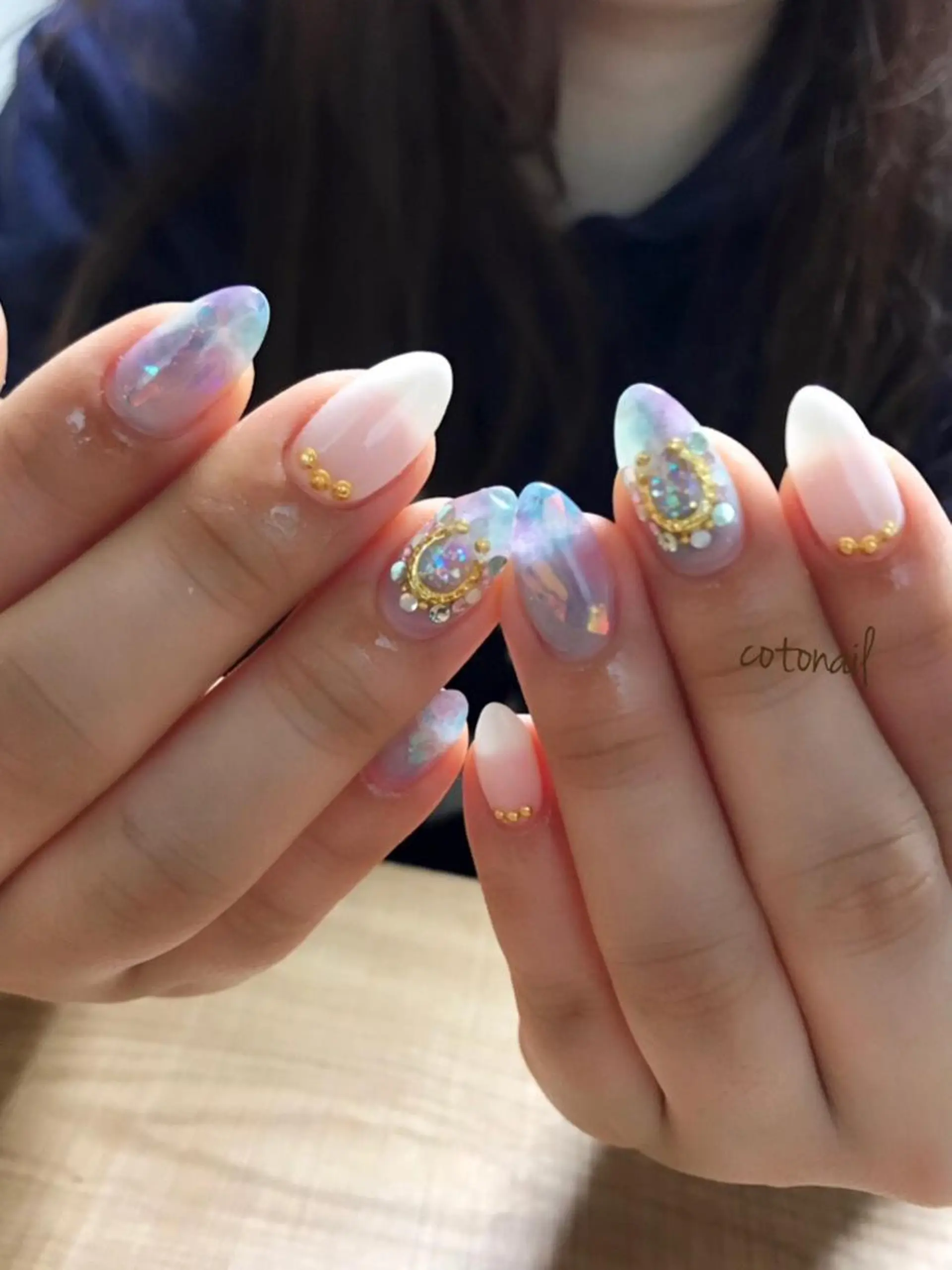 ロング ネイル ツメトマツゲ .のネイルデザイン