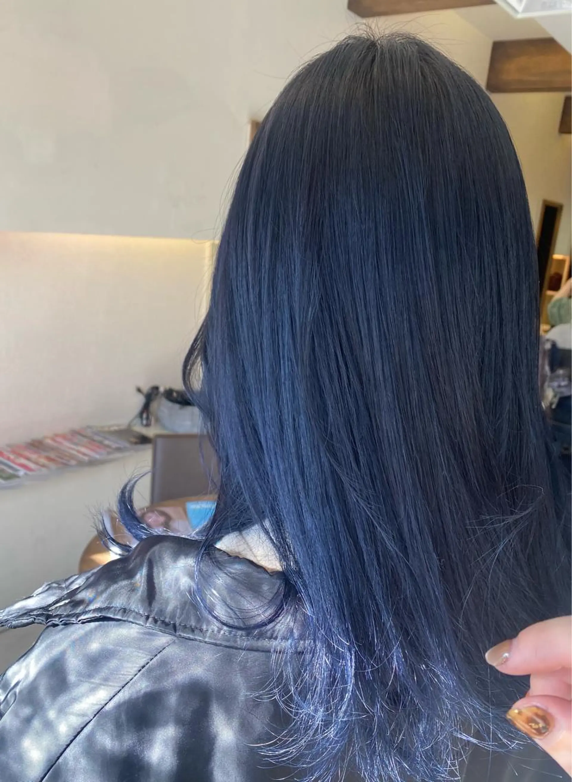 セミロング カラー 黒髪 ブルーカラー ブルーブラック Lico hair 【烏丸丸太町】小西のヘアスタイル