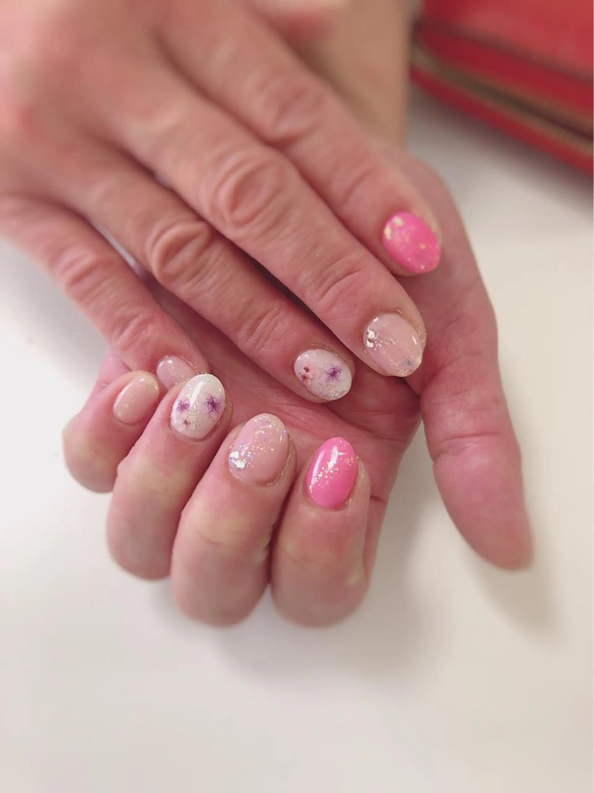 ネイル アートネイル 長さ出し フットネイル グリーン ニュアンスネイル Lily Roseスタッフ一同のマツエク・マツパデザイン