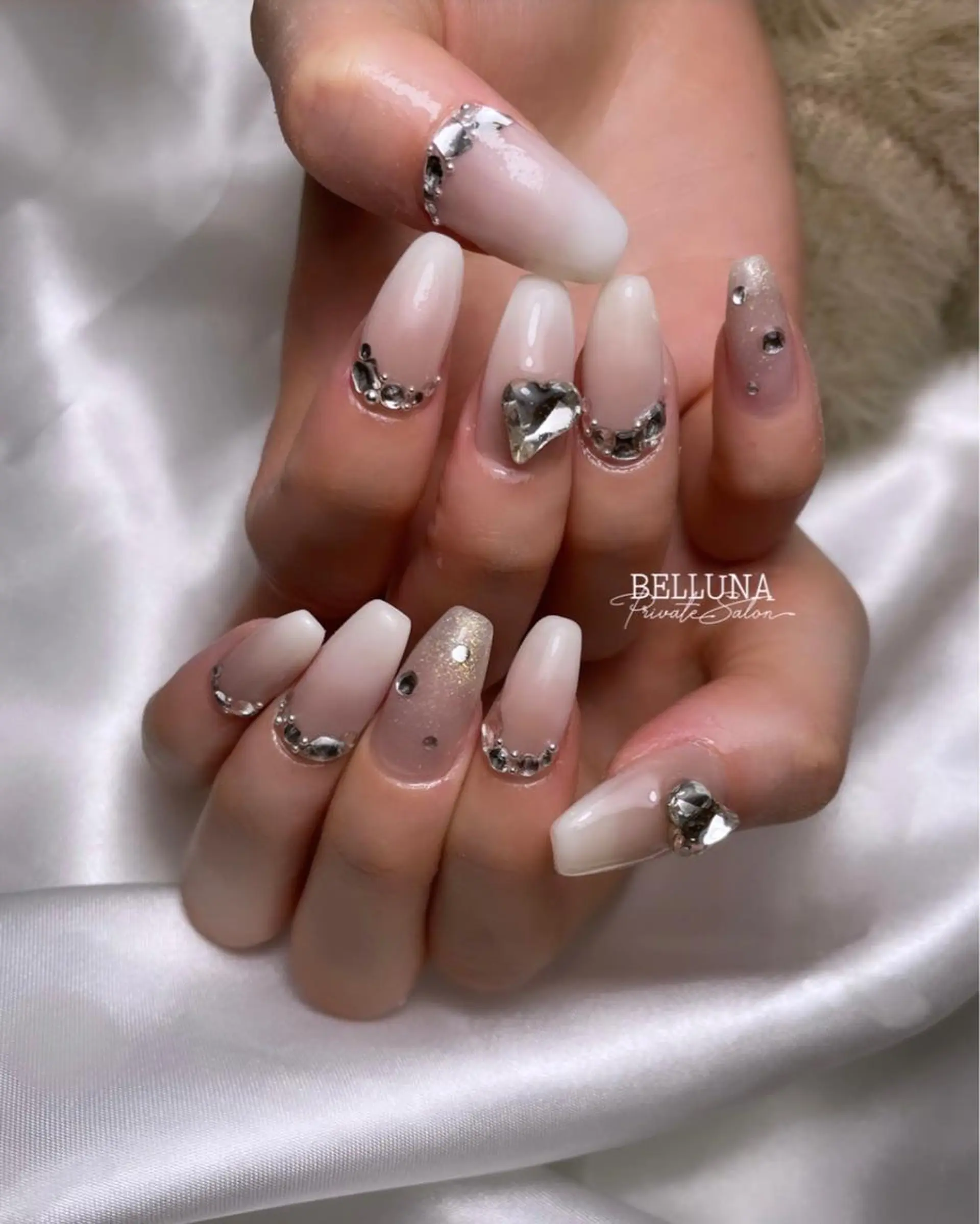 ロング ネイル BELLUNA Mizuki❤︎のネイルデザイン