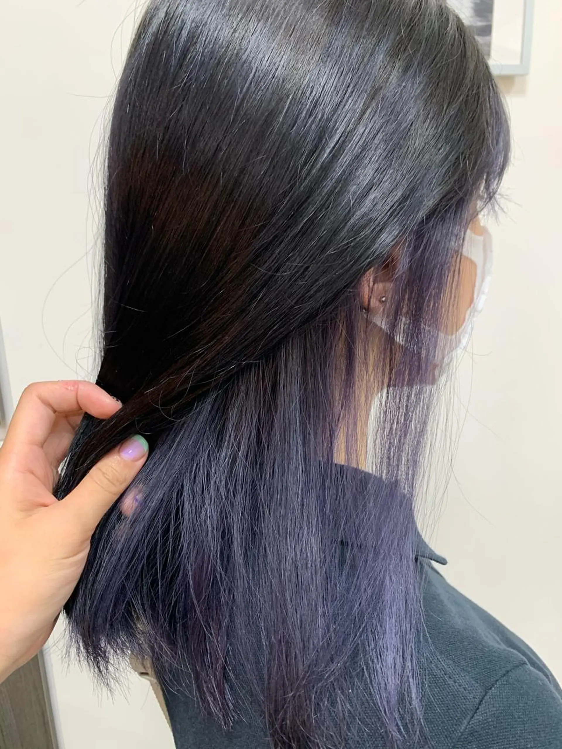 ミディアム カラー 平 ちひろのヘアスタイル