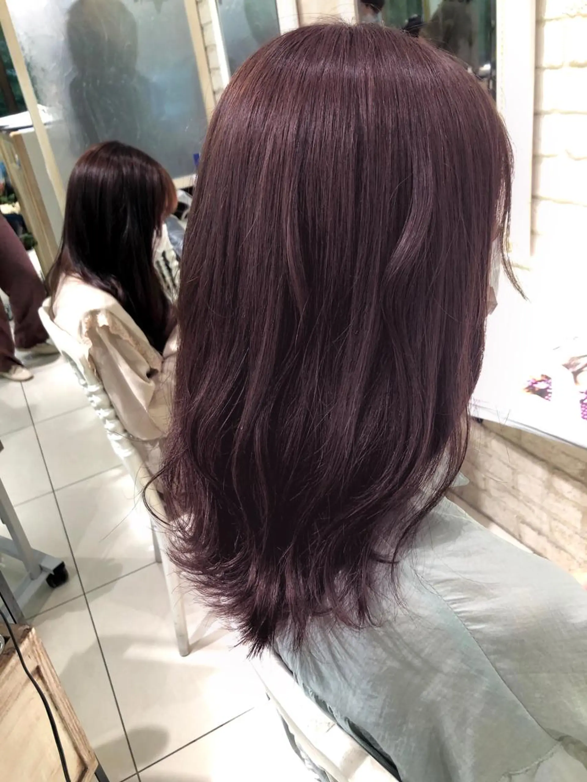 セミロング カラー ラベンダーカラー ヘアカラー トリートメント 🇰🇷韓国風艶髪✨ 髪質改善 倉岡しおんのヘアスタイル