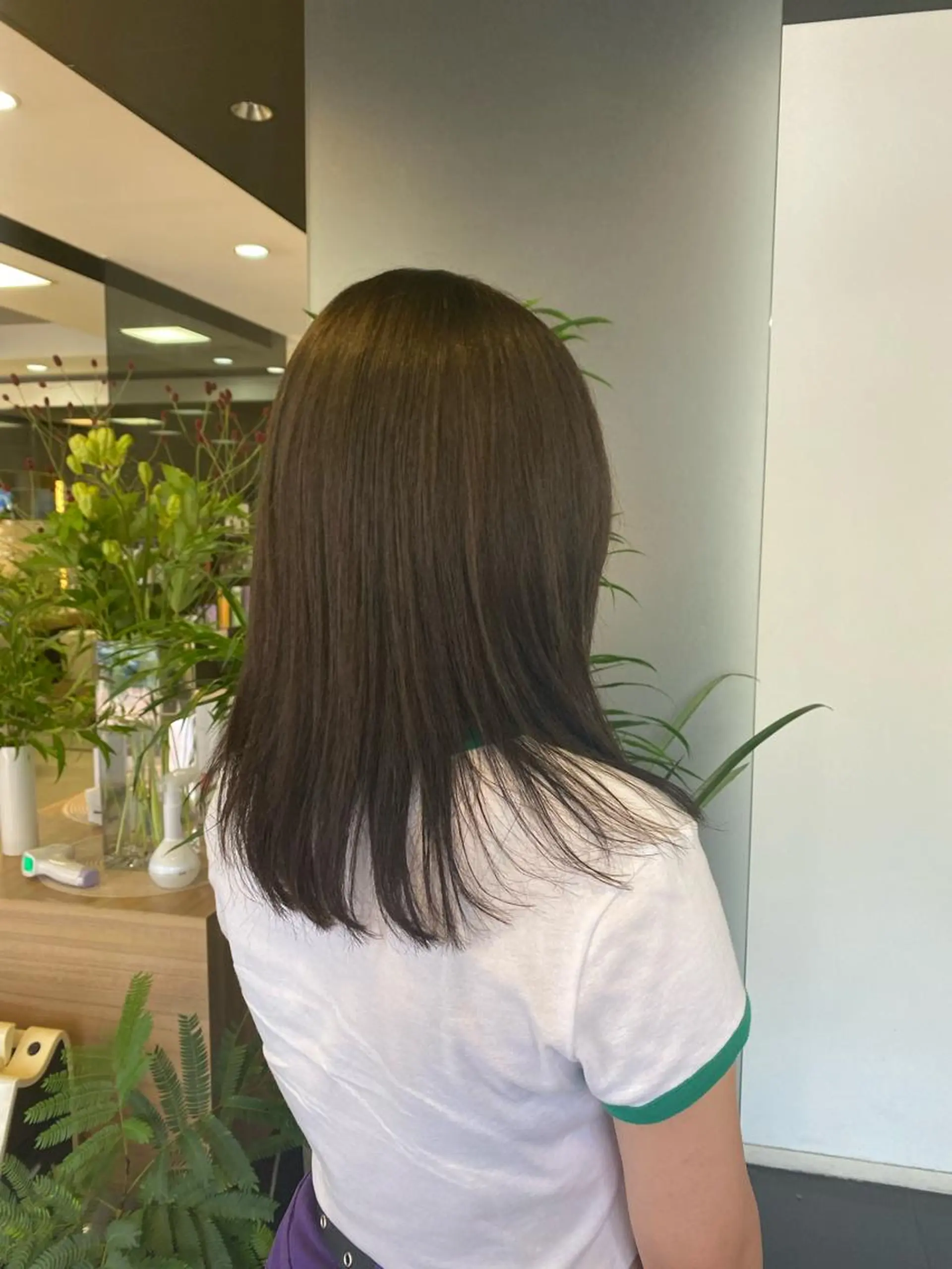 セミロング カラー ブラウンカラー ブリーチカラー/ベー ジュ/Hono🦖のヘアスタイル