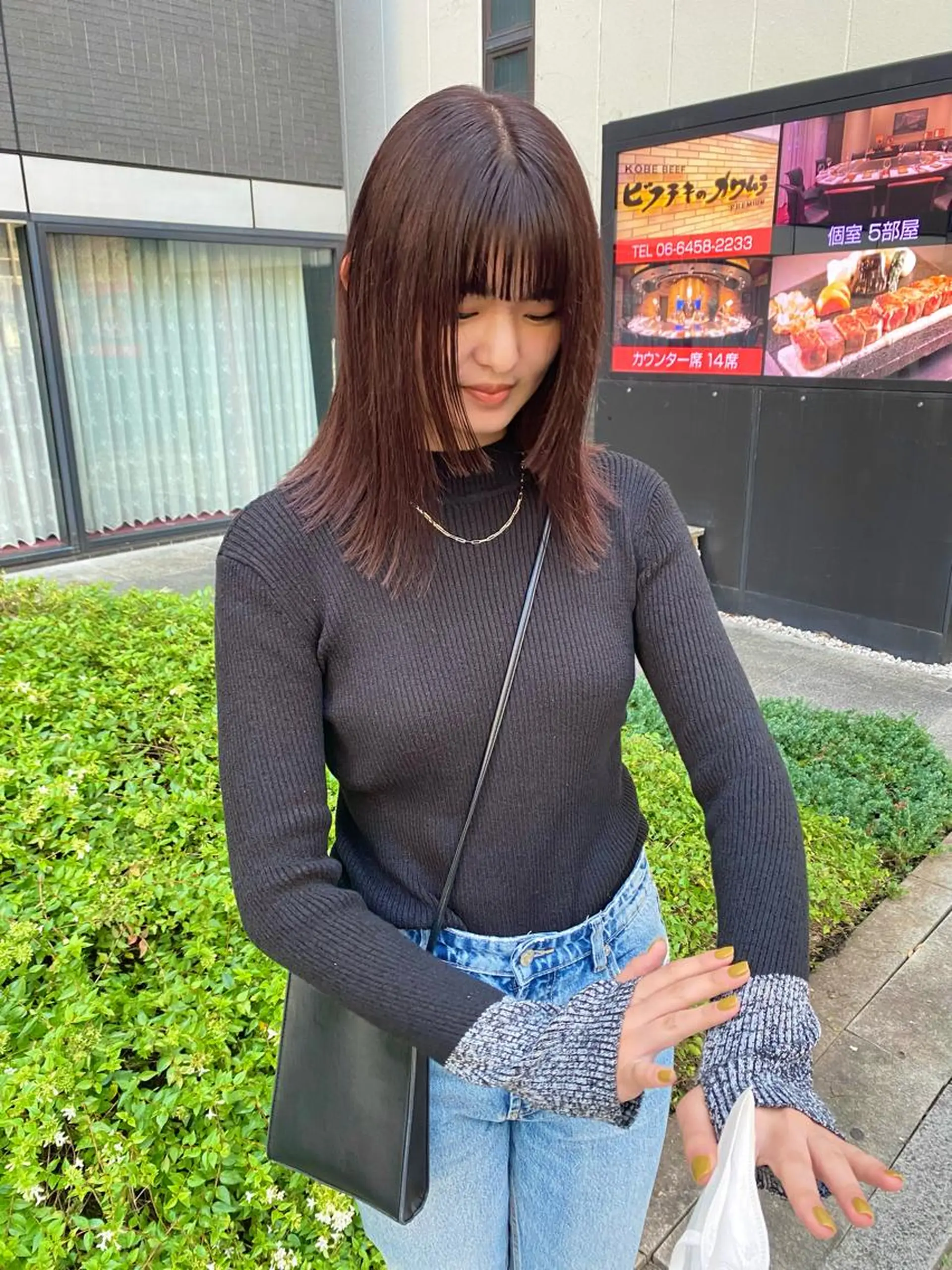 ミディアム カラー パーマ ヘアアレンジ デザインカラー/ボブ ブリーチカラー/ユリのヘアスタイル