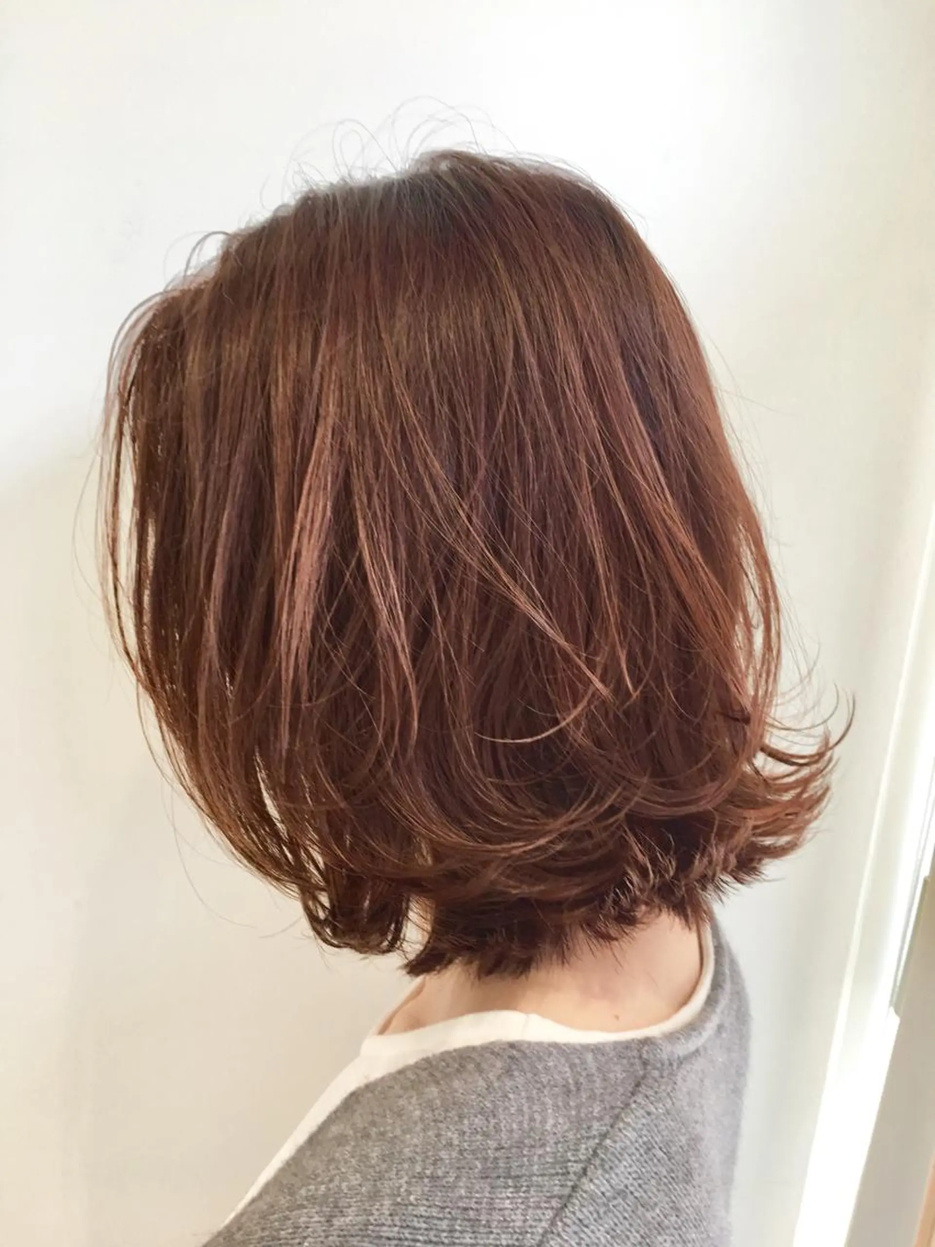 ミディアム カラー 日野 祥のヘアスタイル