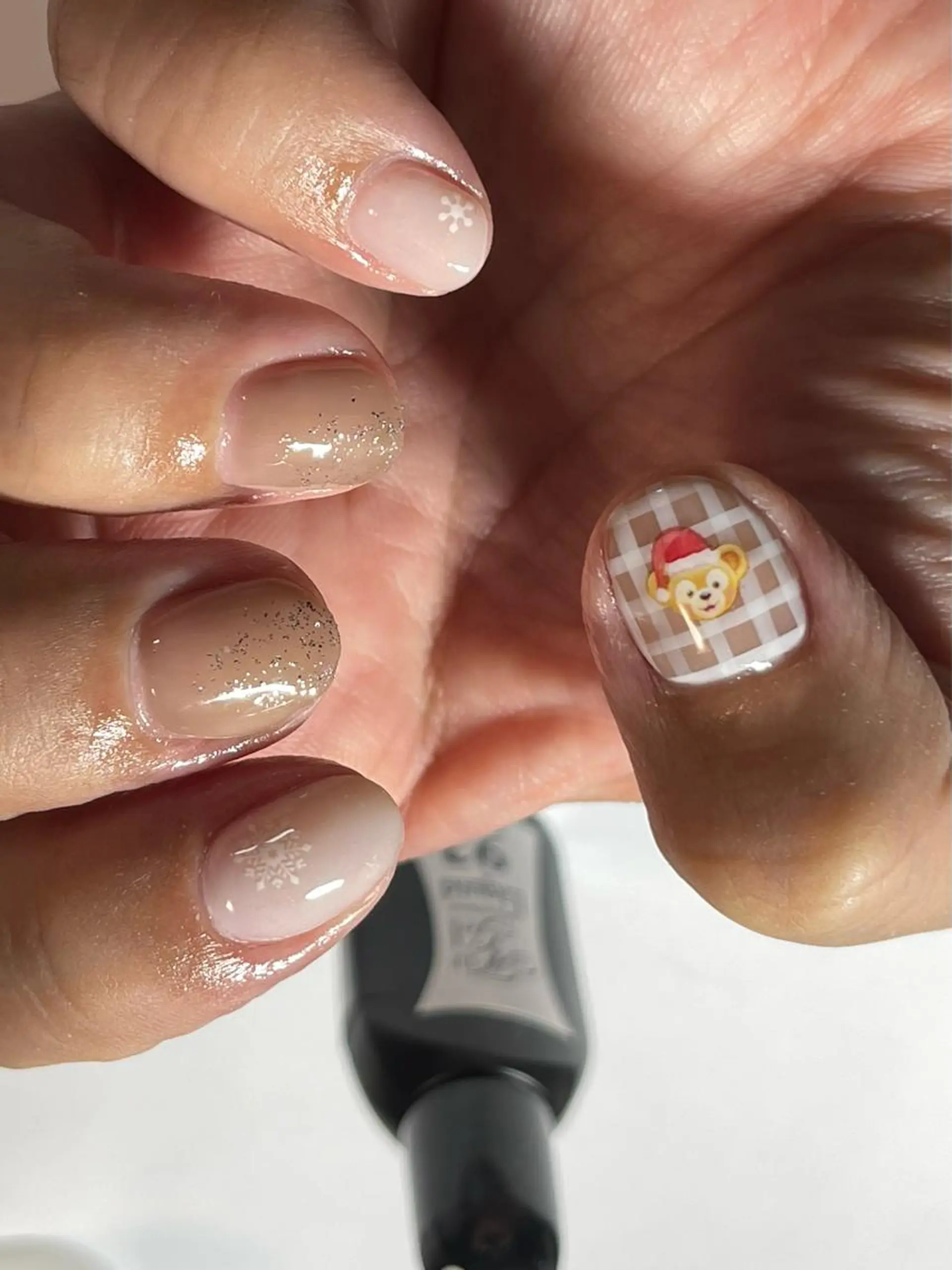 ショート カラー ネイル 松山 美由紀のネイルデザイン