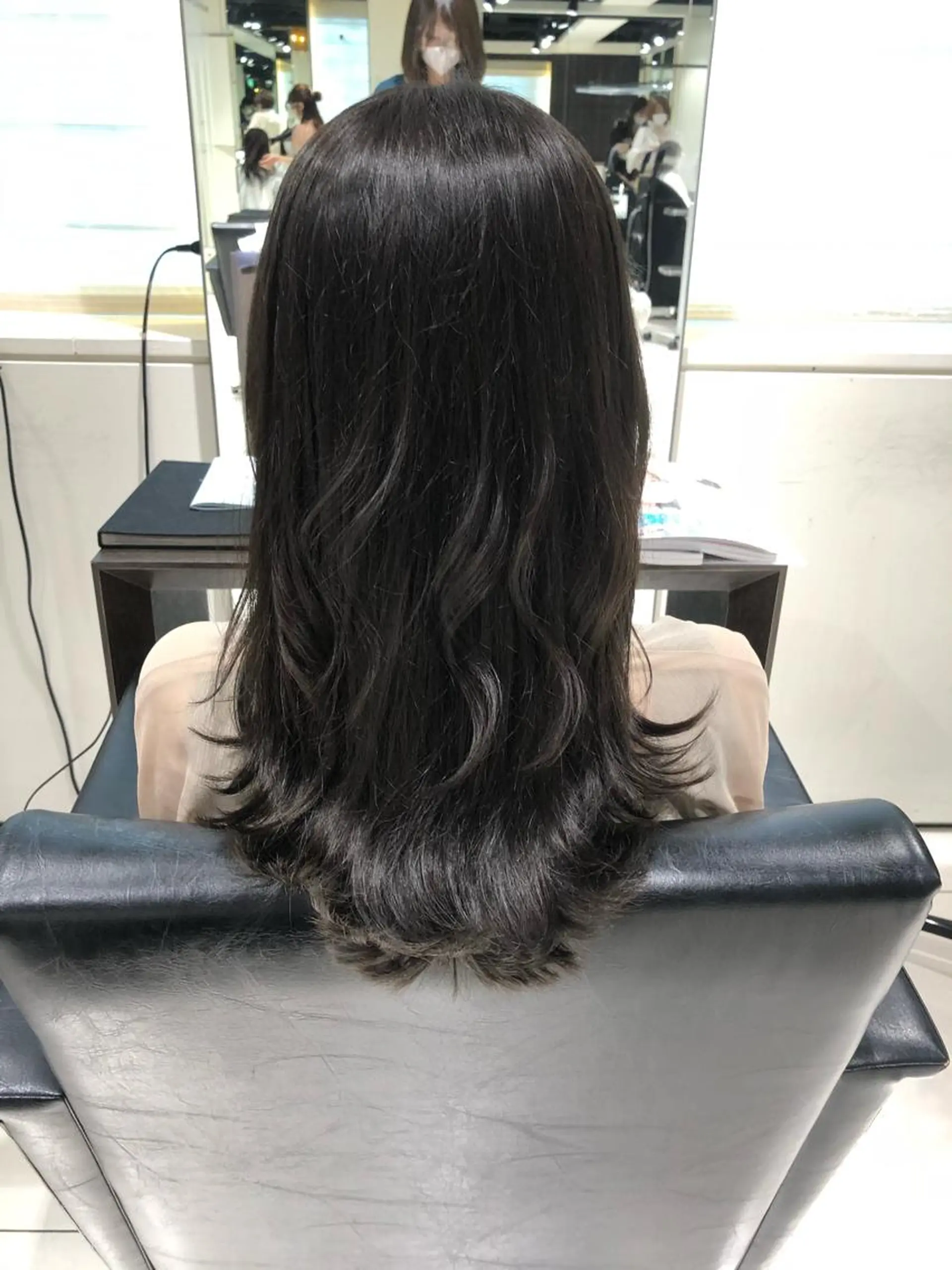 ロング カラー パーマ ヘアアレンジ グレージュ カット ヘアカラー トリートメント 【似合うが見つかる】 Hanaのヘアスタイル