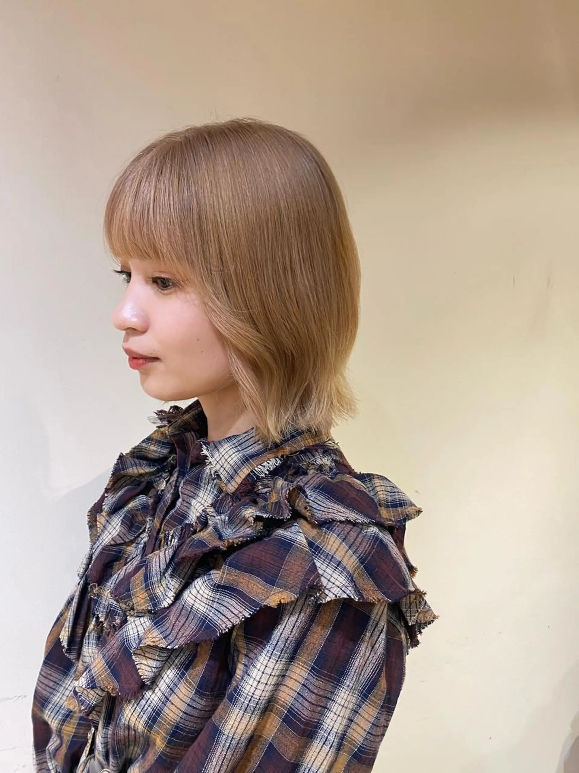 ミディアム カラー io濱川 遥のヘアスタイル