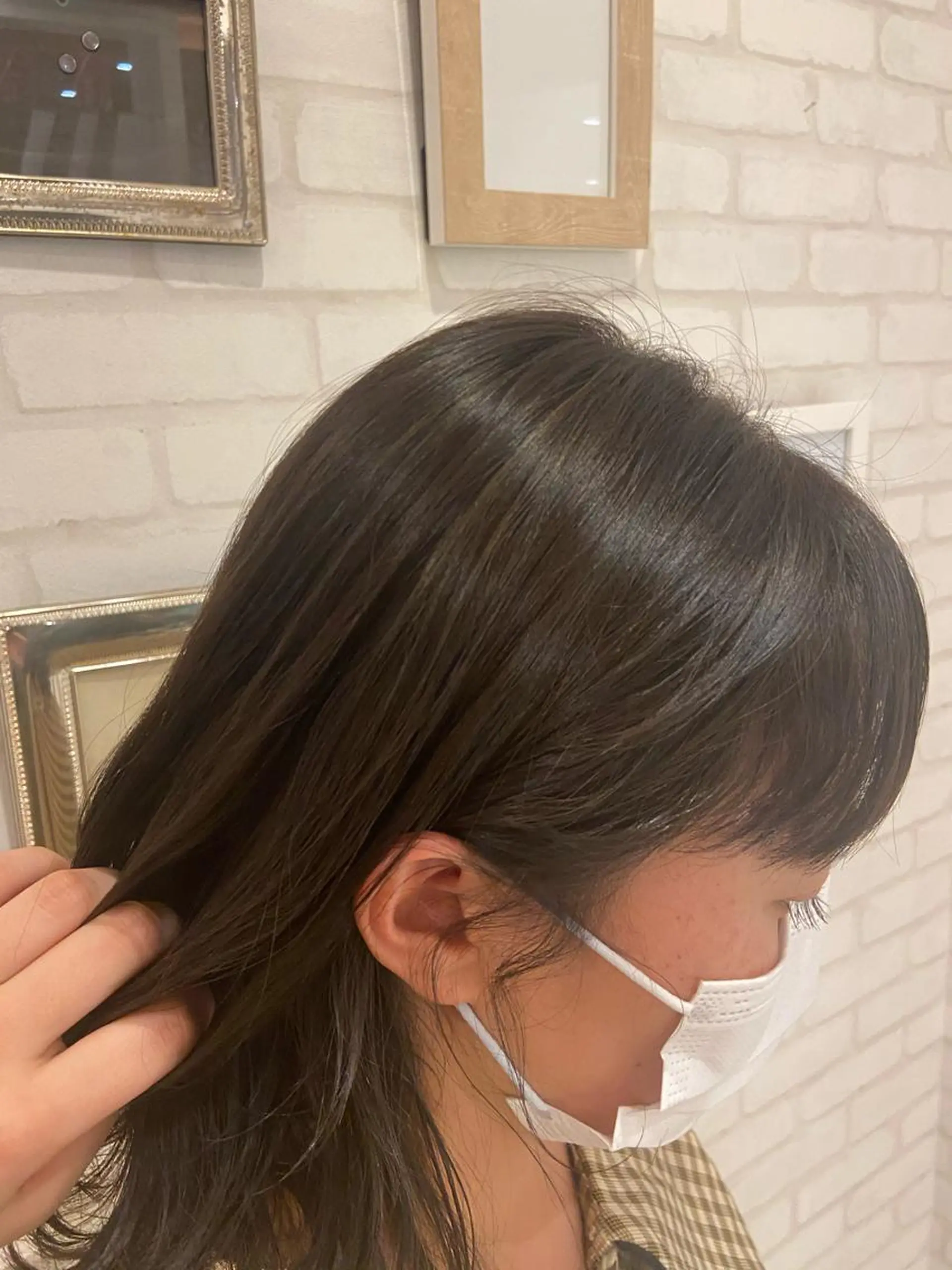 ショート カラー 石崎 真維のヘアスタイル