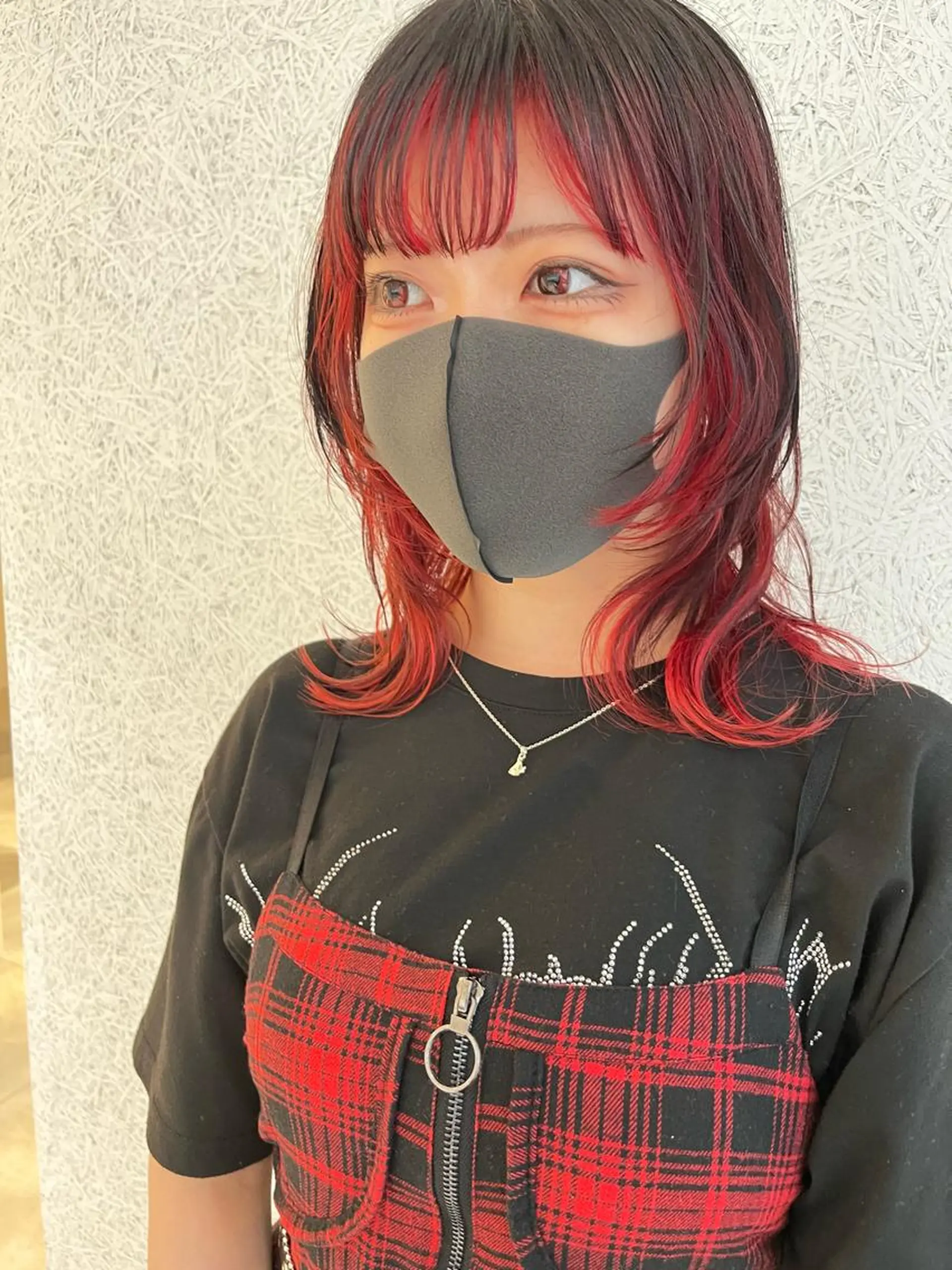 ミディアム 顔周りカット ウルフカット SOYON 🤍CHIZU🤍.のヘアスタイル