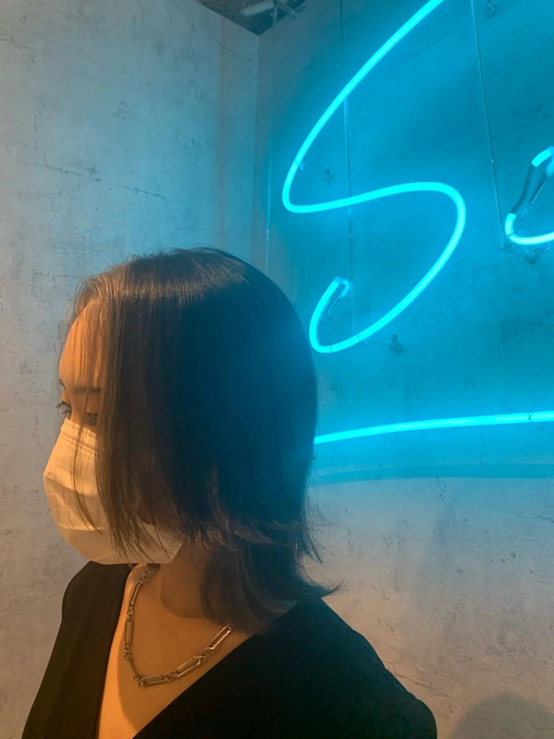 ミディアム カラー ヘアアレンジ ミストバング  フェイスフレーミング グレージュ シルバー シルバーグレージュ ヘアカラー トリートメント Sia中野新橋 『JUNYA』のヘアスタイル