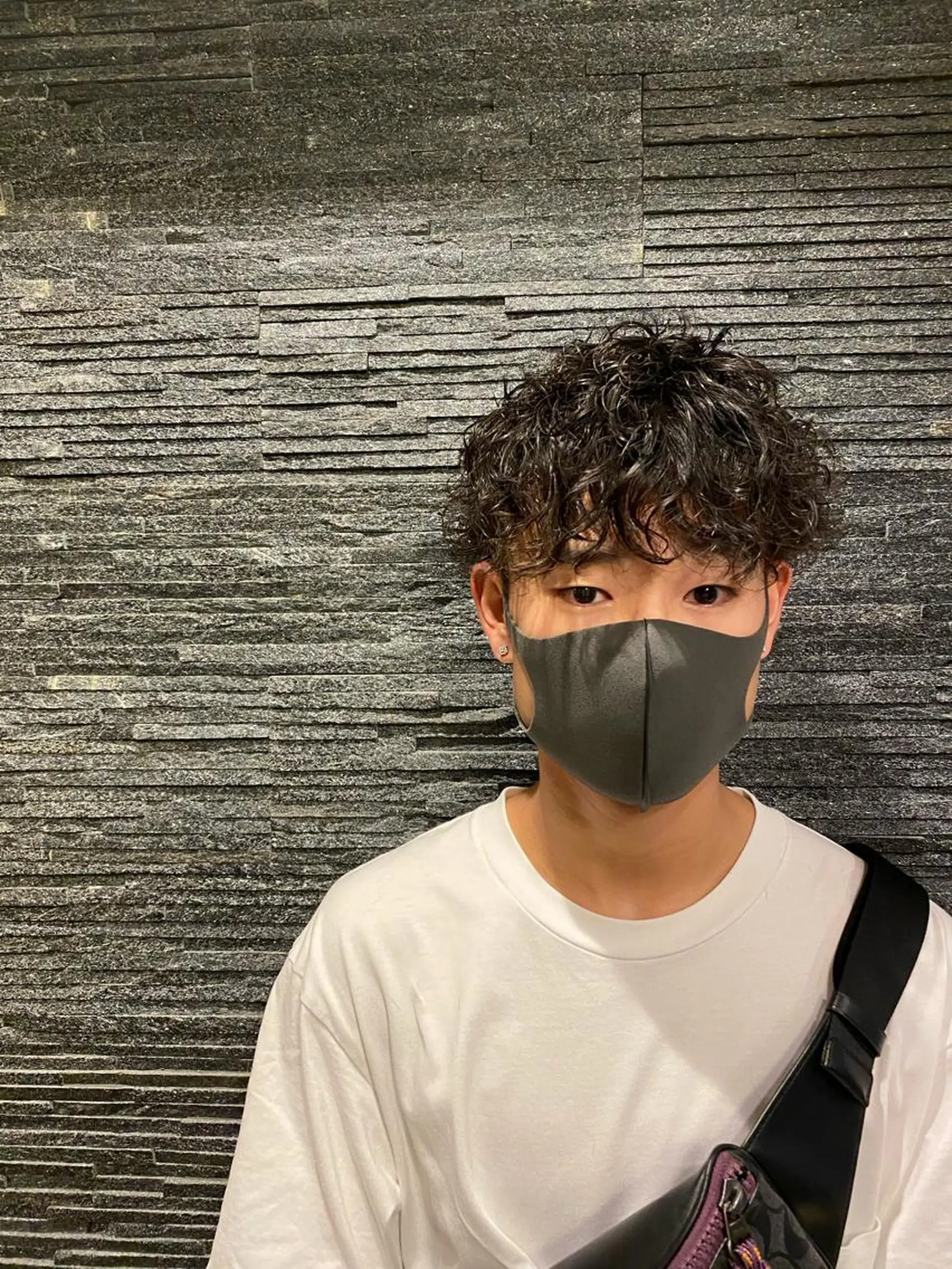 ミディアム パーマ 牧 颯斗のヘアスタイル