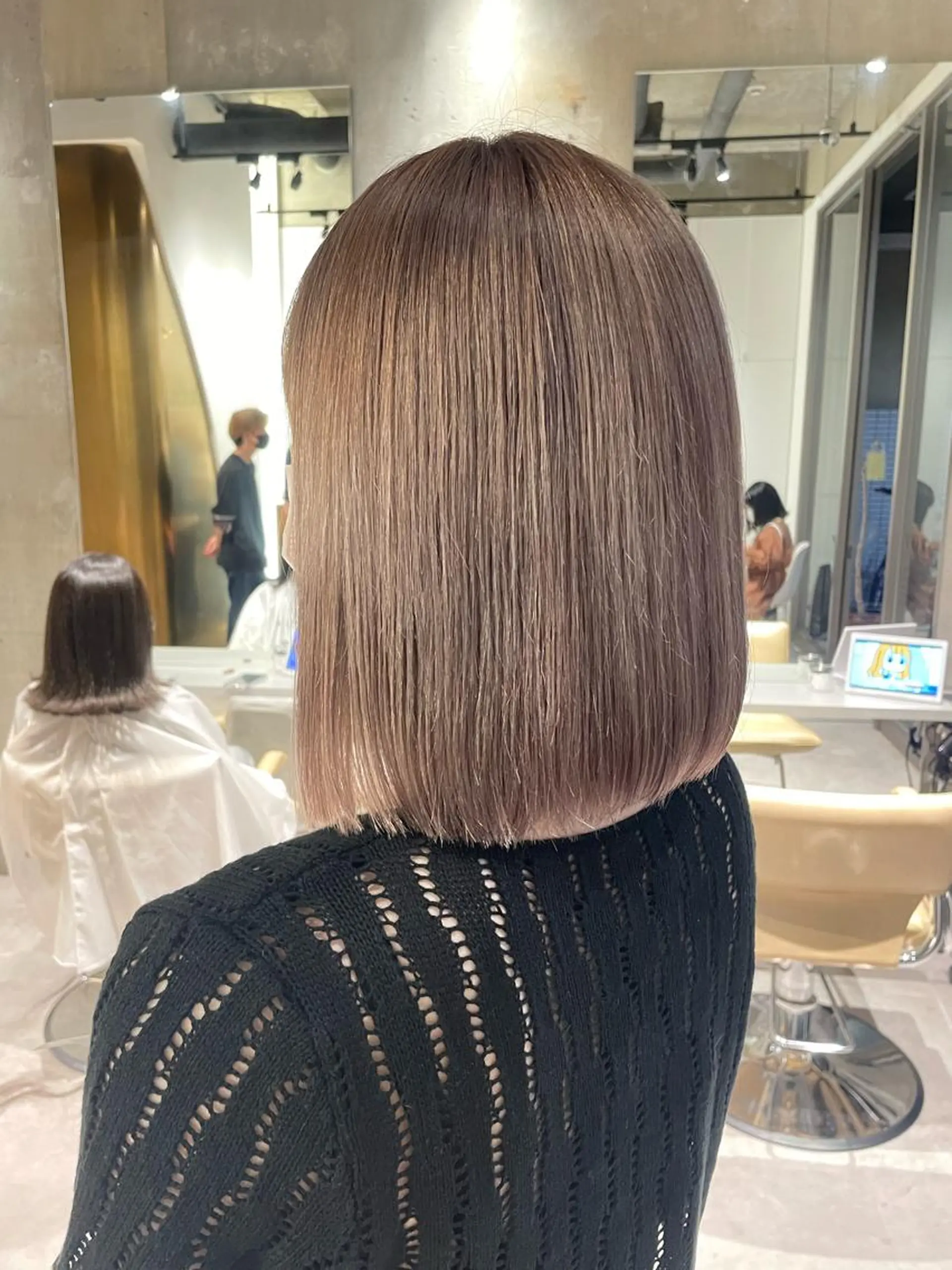 セミロング カラー パーマ カット ヘアカラー トリートメント ☀️海外レイヤー 🇺🇸/ヒナコのヘアスタイル