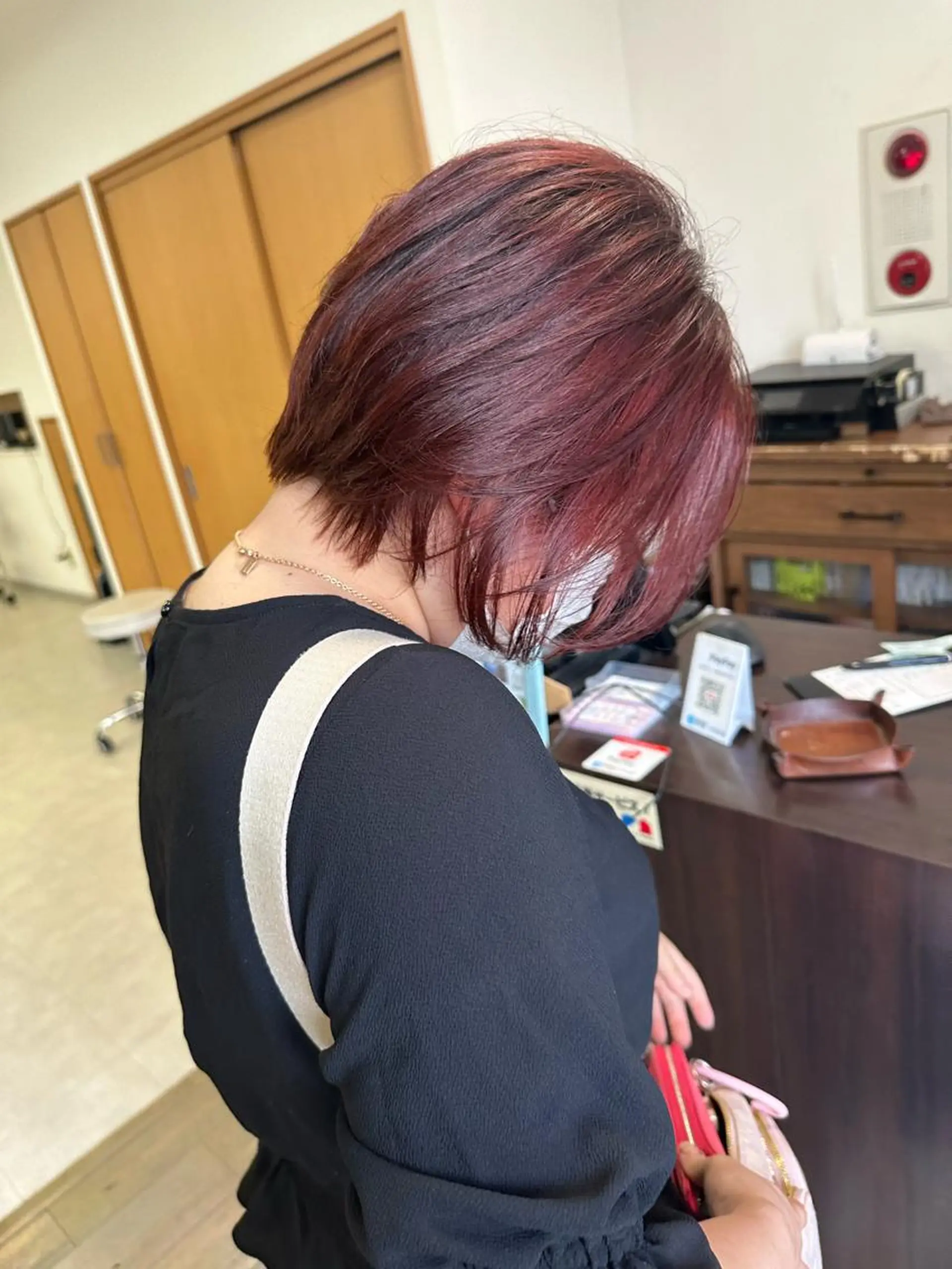 ショート カラー peg.hair所属・ブリーチカラー🫧 森　凪沙のヘアスタイル