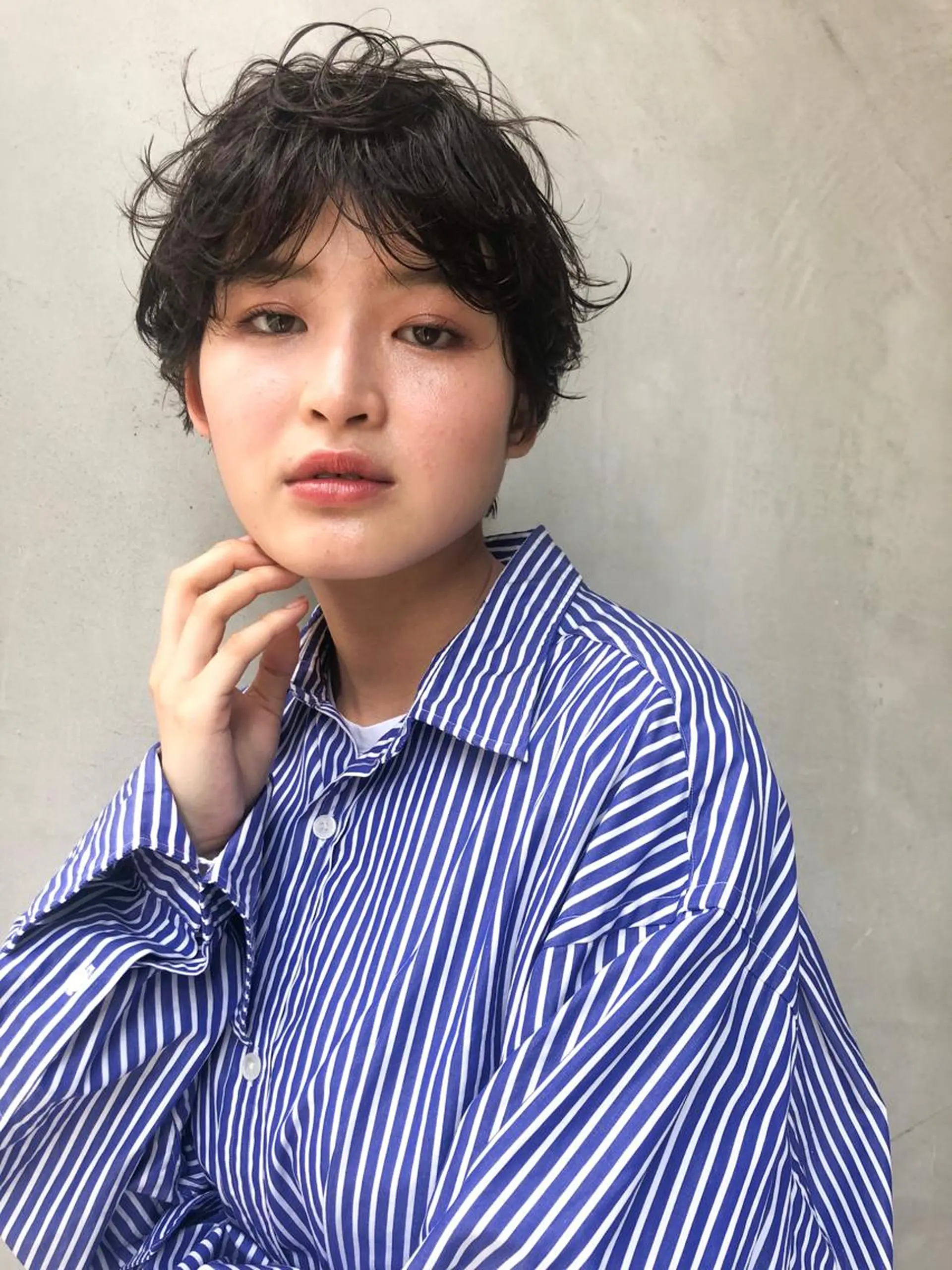 ショート カラー パーマ 🌈圧倒的デザイン力 内井省吾のヘアスタイル