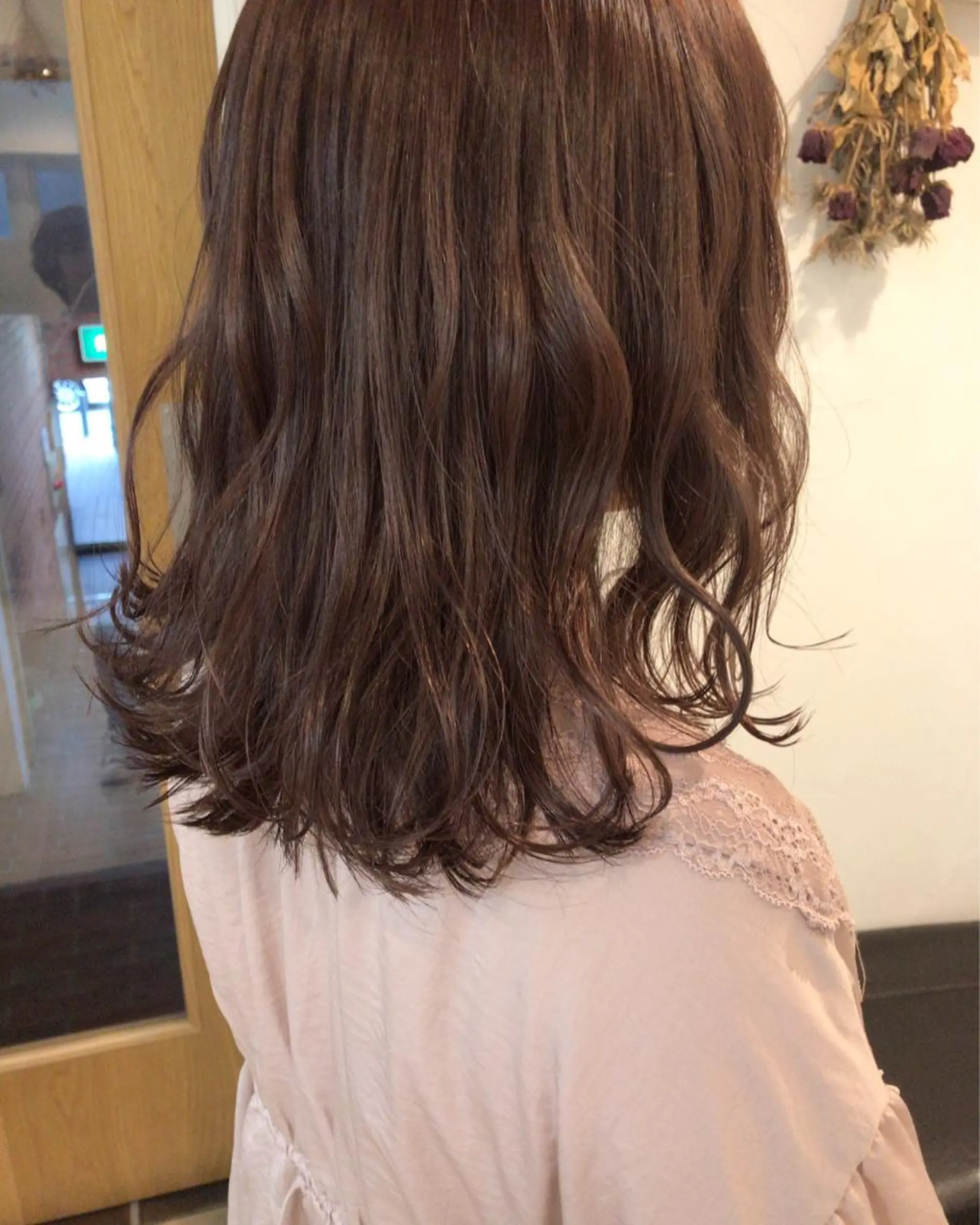 ミディアム カラー クニモトハルナ ボブ/柔らかカラーのヘアスタイル