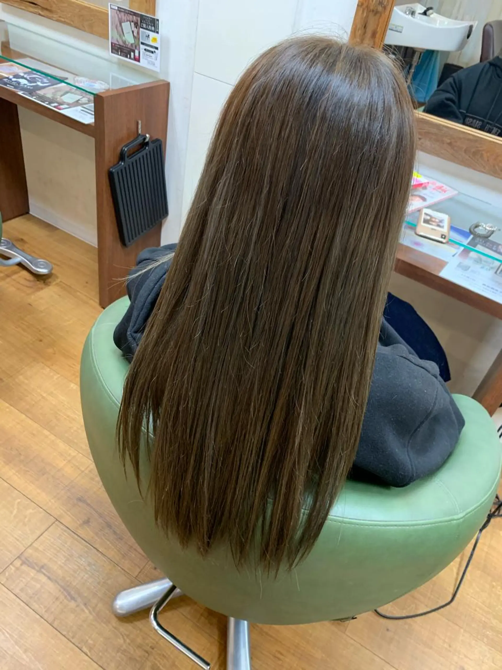 ロング カラー march merryのヘアスタイル