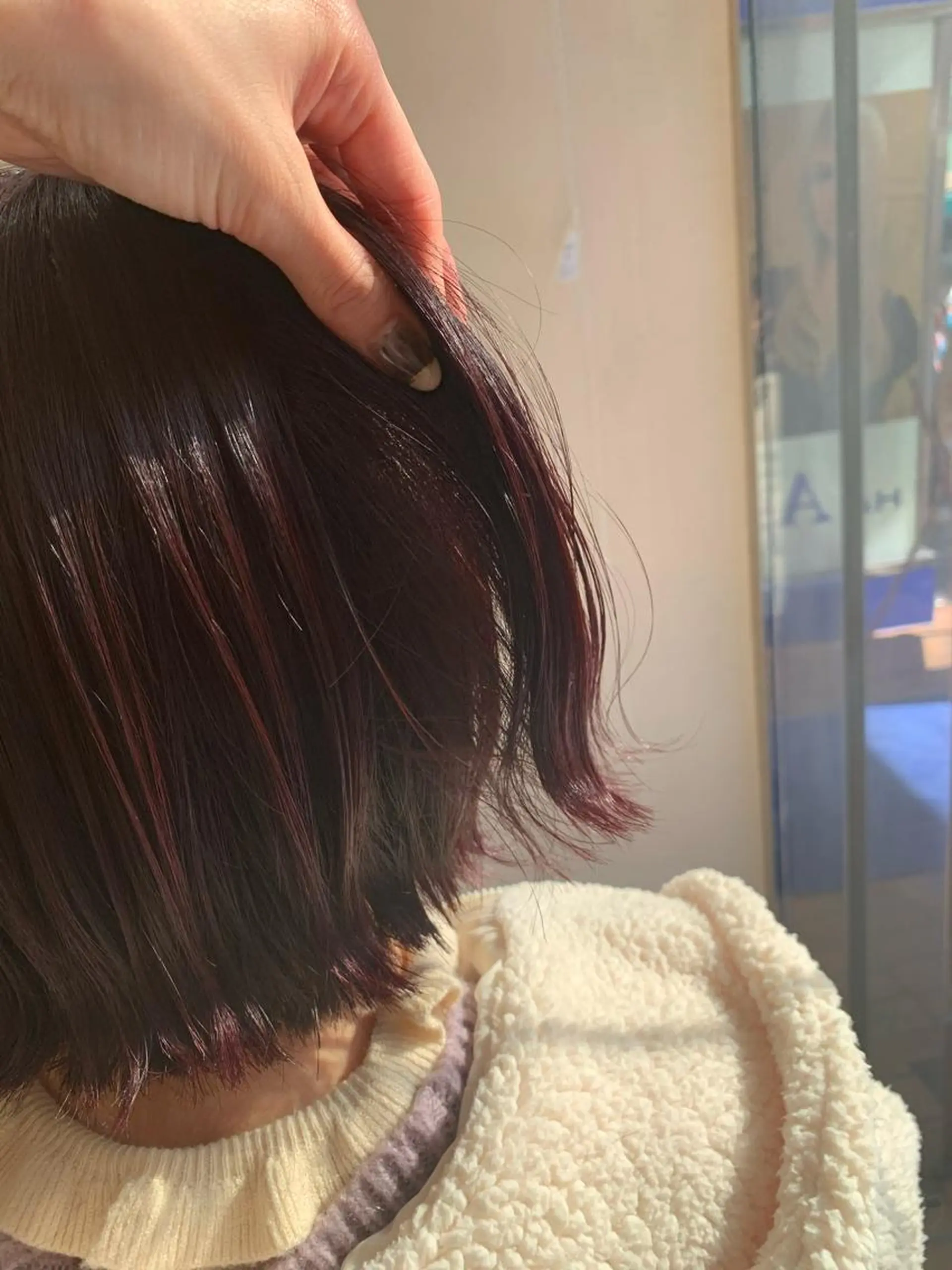 ショート カラー カット ヘアカラー トリートメント 店長ハイトーンカラー 柞山史奈のヘアスタイル