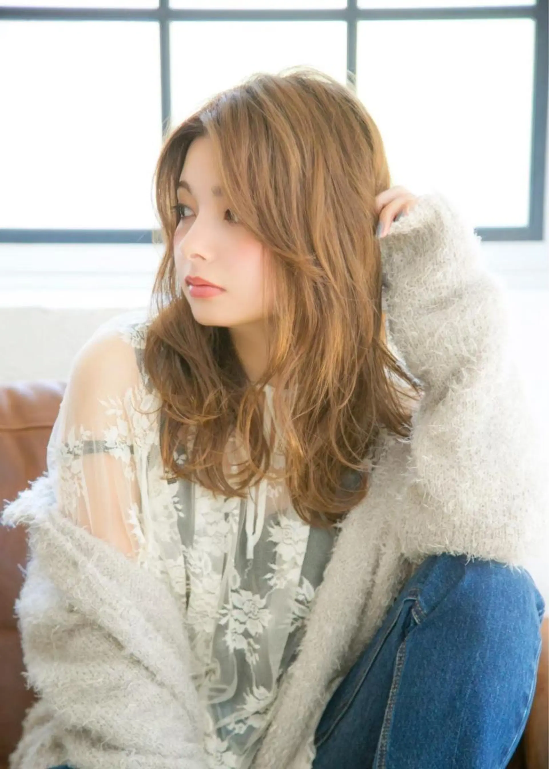 ロング カラー カット ヘアカラー トリートメント Akane レイヤー/艶カラーのヘアスタイル