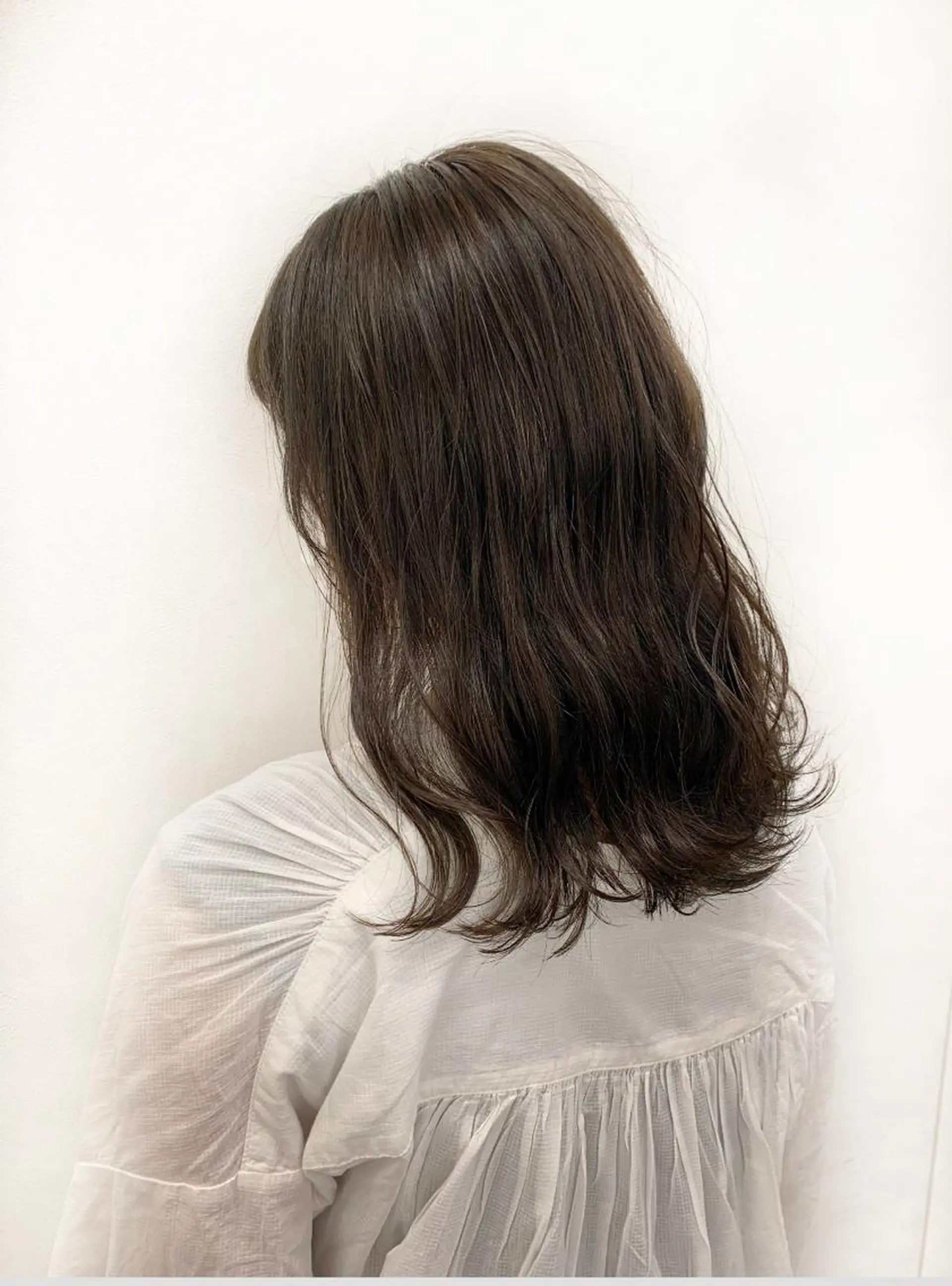 セミロング カット ヘアカラー トリートメント 【美容室が苦手な方 専問美容室】MIHOのヘアスタイル