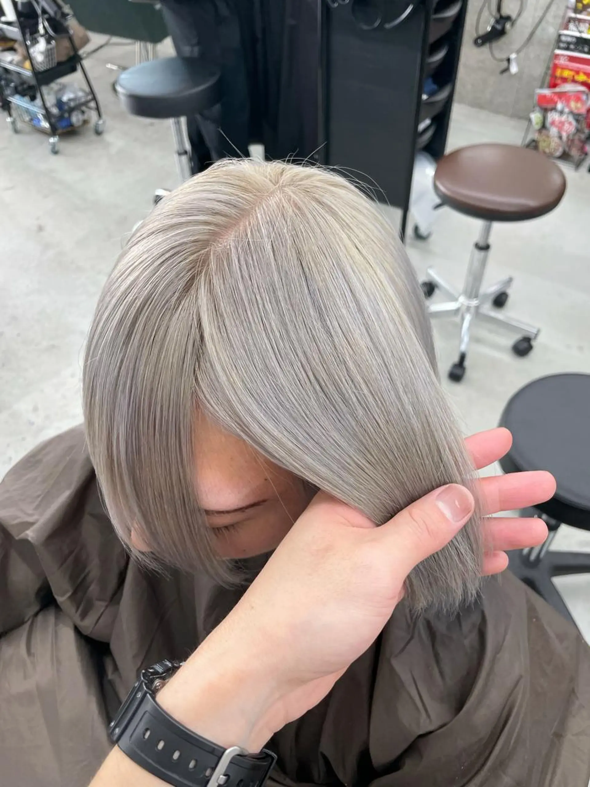 カラー メンズ Lull1人美容室 バレイヤージュのヘアスタイル