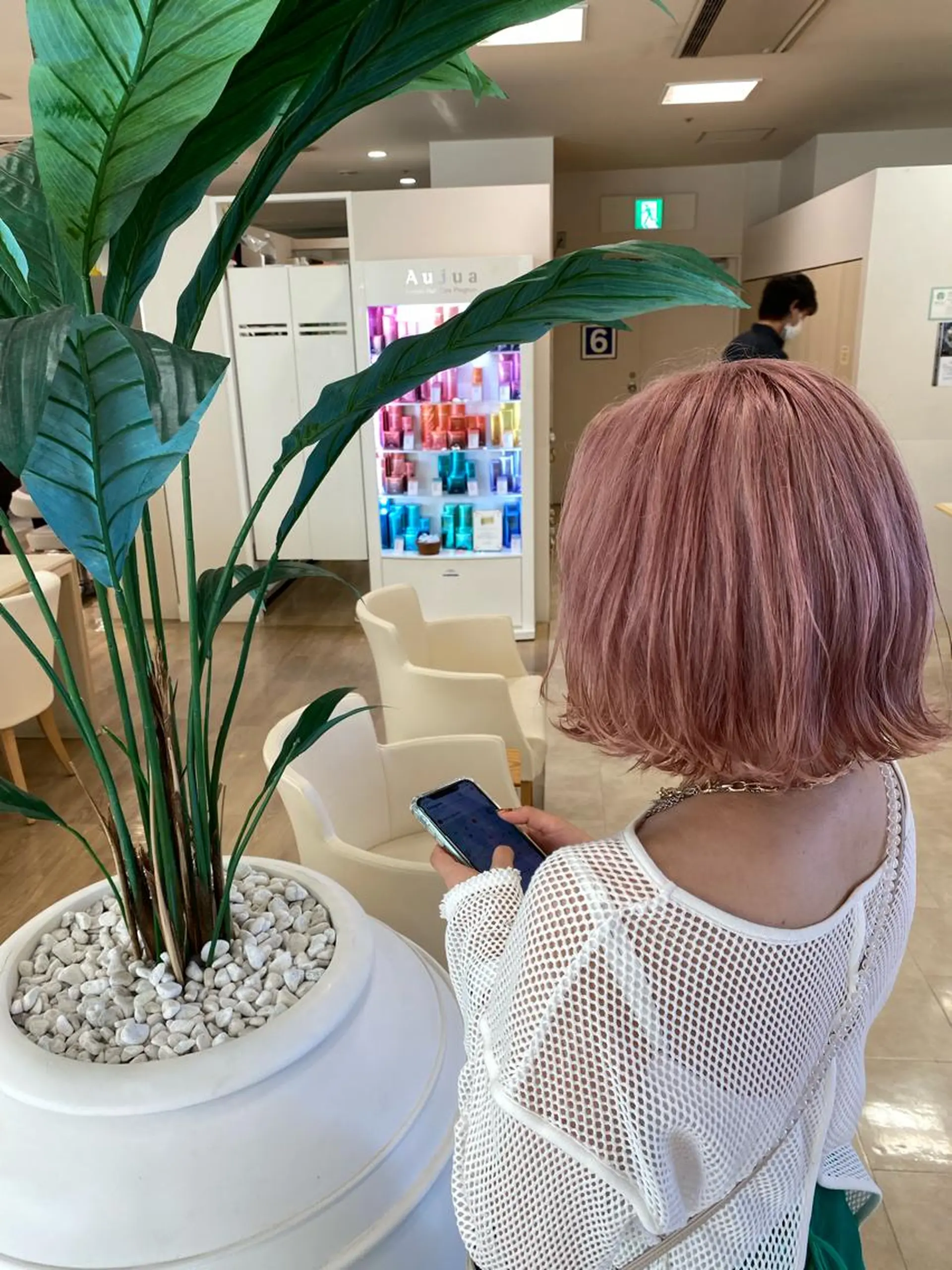 ショート カラー ヘアカラー トリートメント ヘアセット ハイトーン/ウルフ /レイヤー/坂野幸伸のヘアスタイル