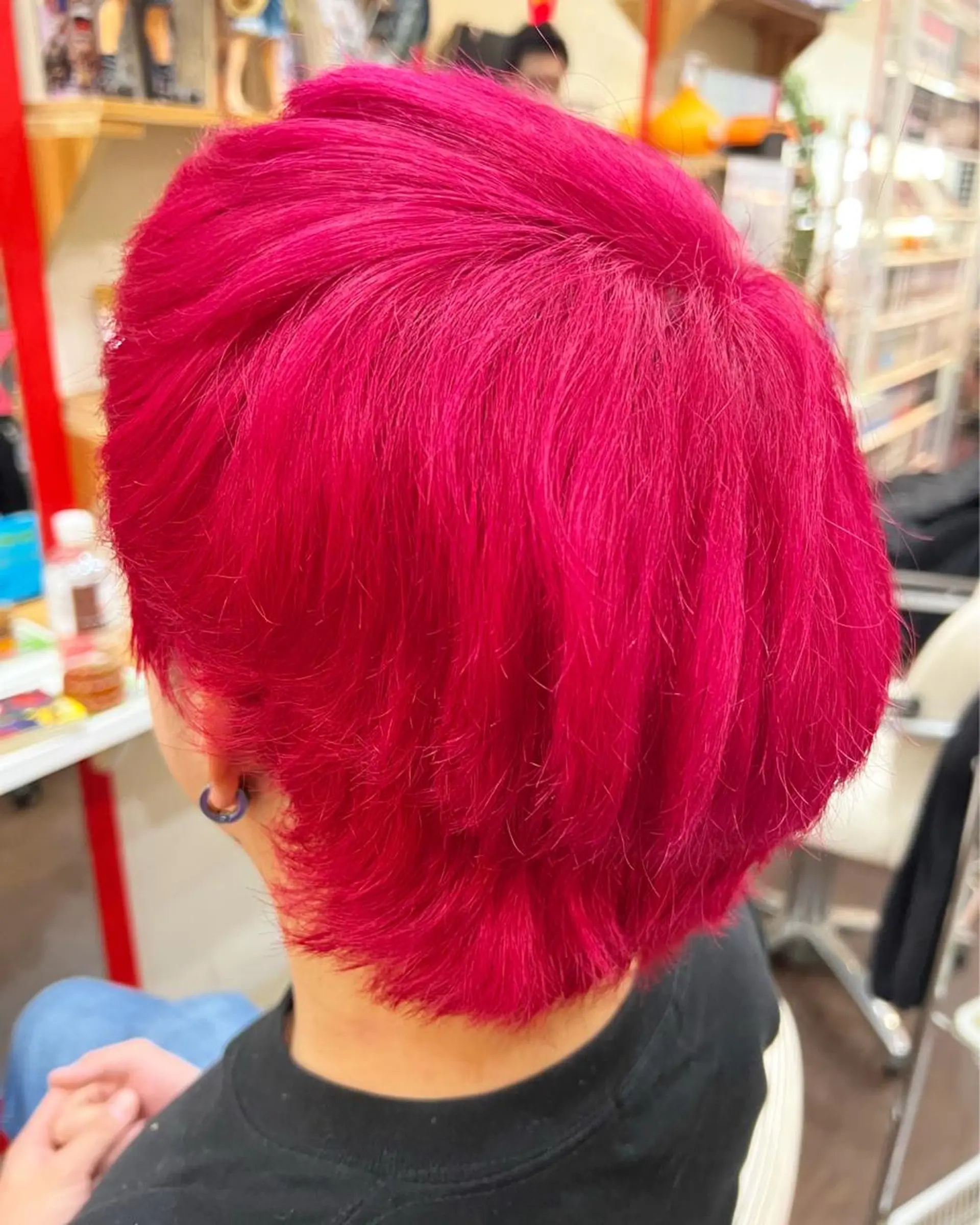 ショート カラー メンズ ピンクカラー レッドカラー ヘアカラー まさき✂︎ブリーチ／ デザインカラーのヘアスタイル