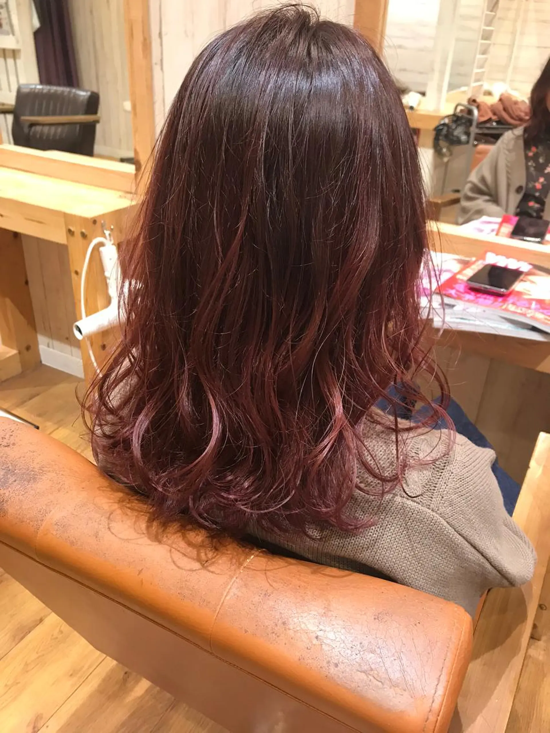ミディアム カラー lucia RYOのヘアスタイル
