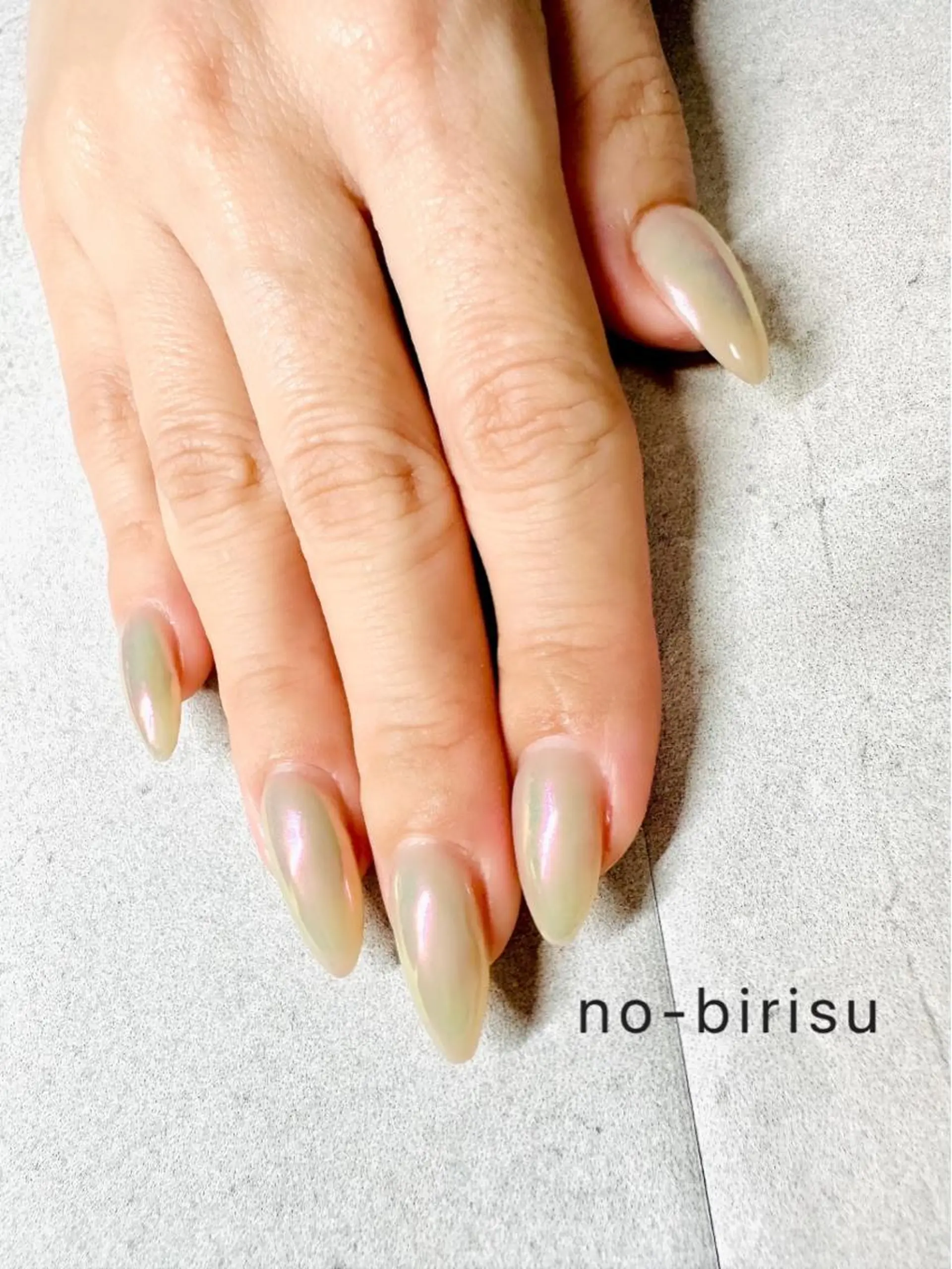 ネイル ミラーネイル ハンドネイル no-birisu nailのネイルデザイン