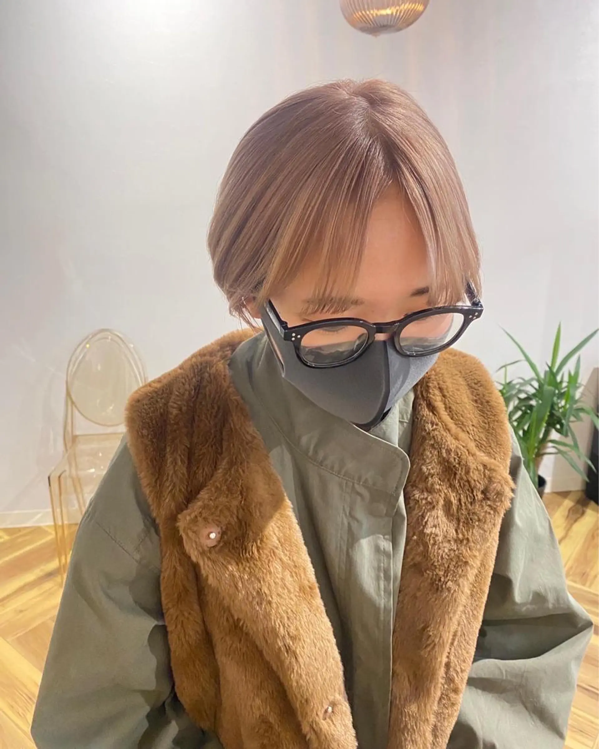 ショート カラー バレイヤージュ ブリーチ ブロンド ケアブリーチ ハイライトカラー lani ブリーチ /ダブルカラーのヘアスタイル