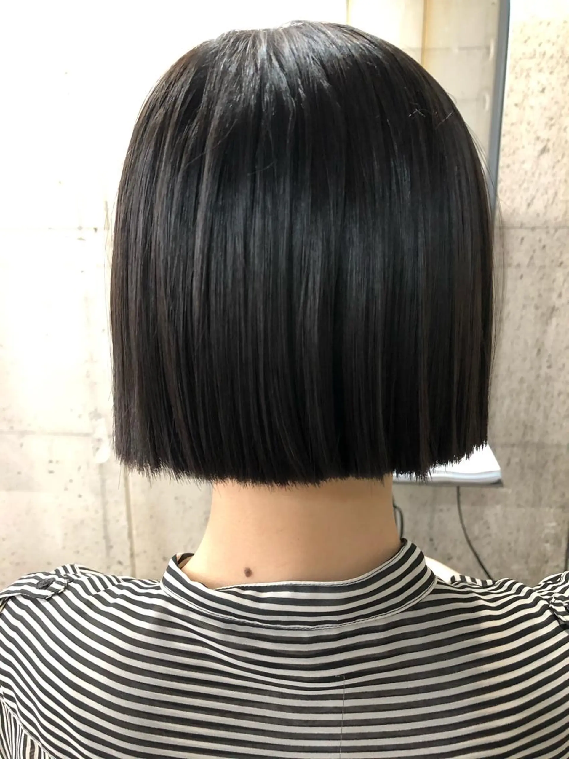 ショート ワンレンボブ ボブ カット トリートメント ✨terra✨佐伯 晋吾のヘアスタイル