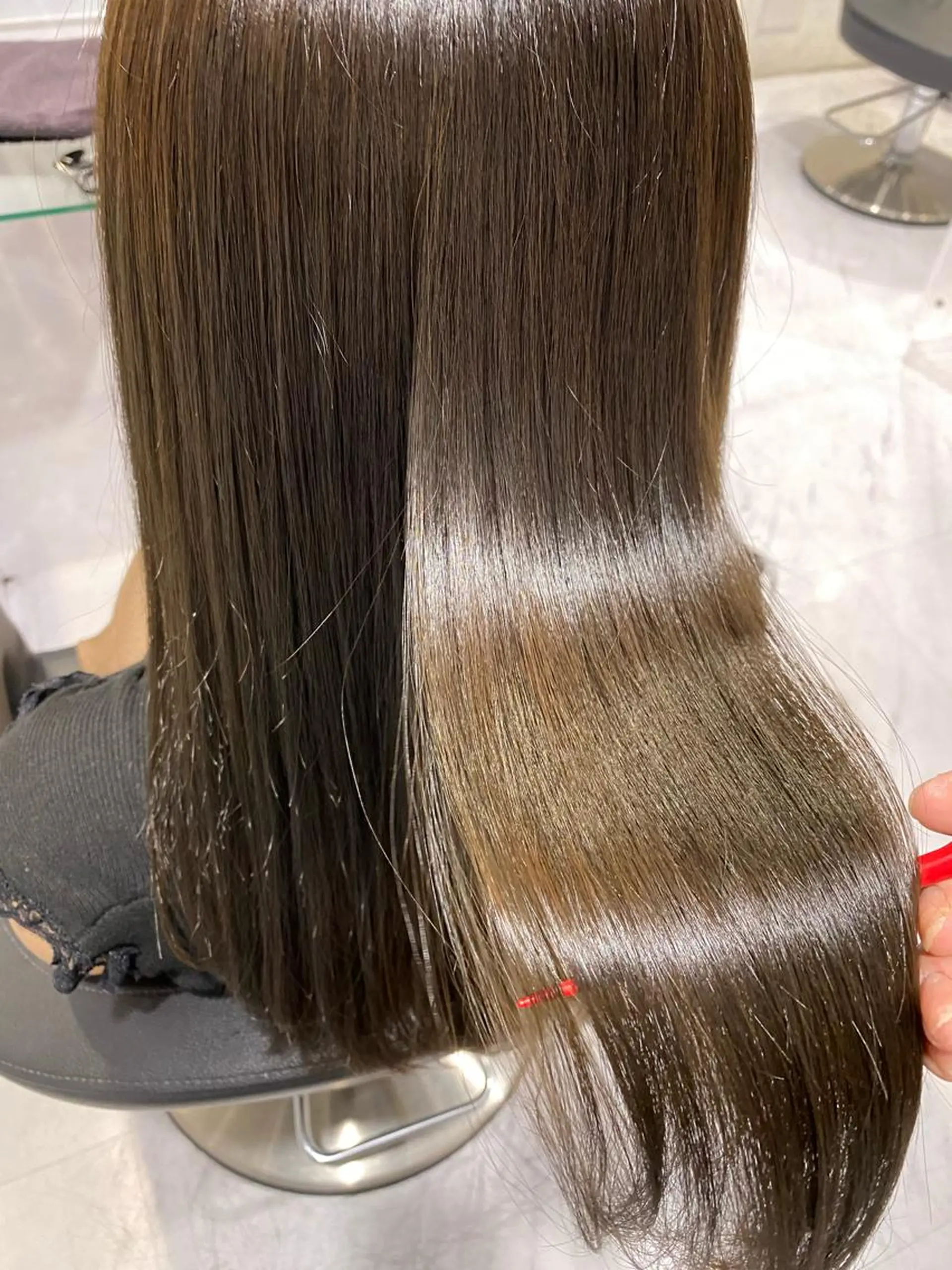 セミロング カラー ヘアアレンジ 外苑前NO.1艶髪 透明感カラーのヘアスタイル